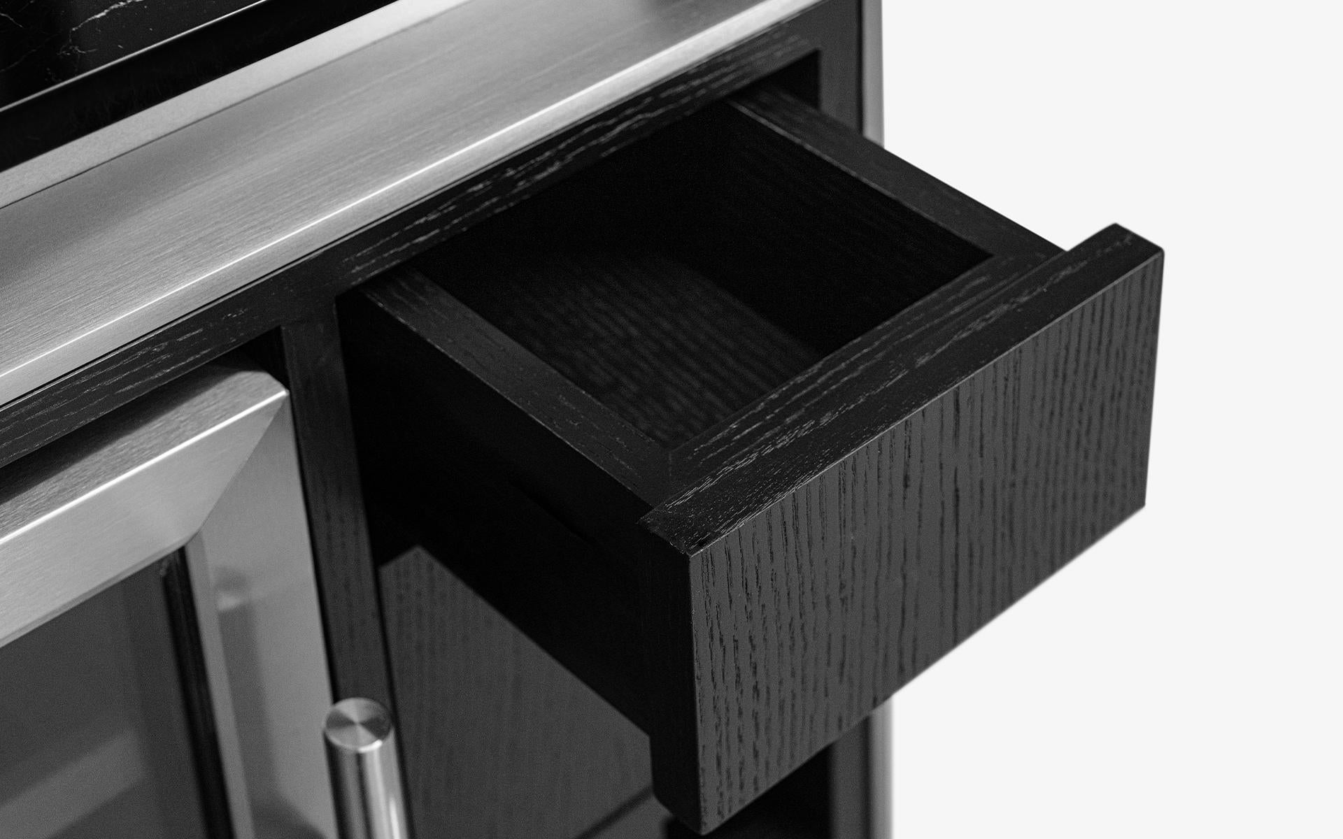 Burēdo Modern Bar Cabinet with Metal Skeleton Marble Top Mirrored Back For Sale 5