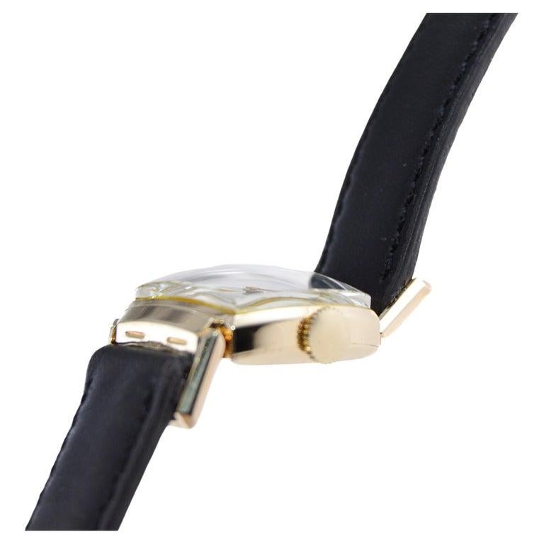 Buren Gold Filled Art Deco Watch with Articulated Lugs From the 1940's For Sale 7