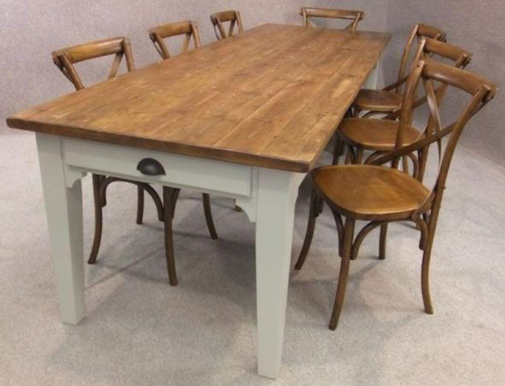 Burford Bespoke Pine Country Farmhouse Table, 20th Century  For Sale 6