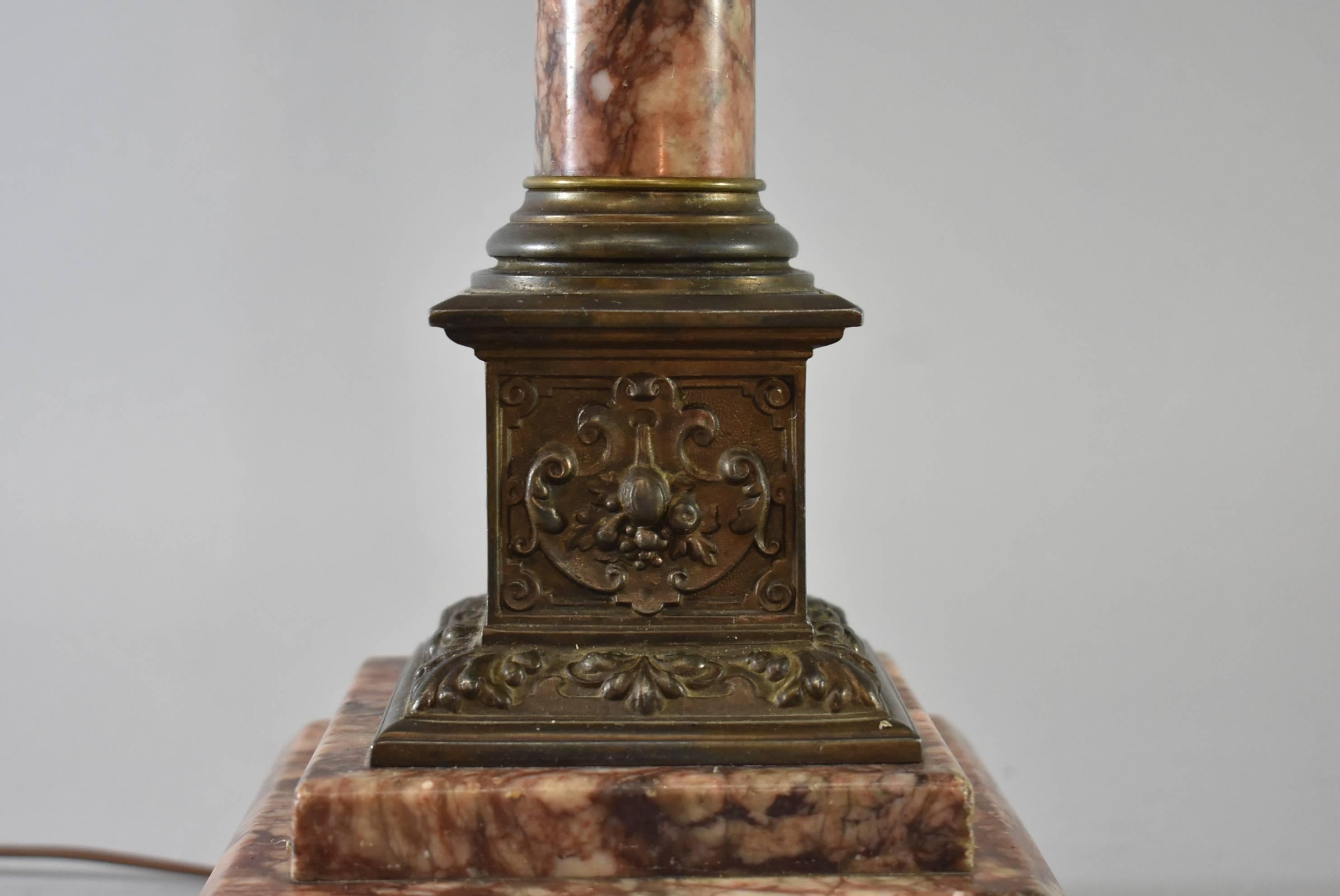 20th Century Burgundy and Grey Marble Pillar Form Table Lamp Wood Base For Sale