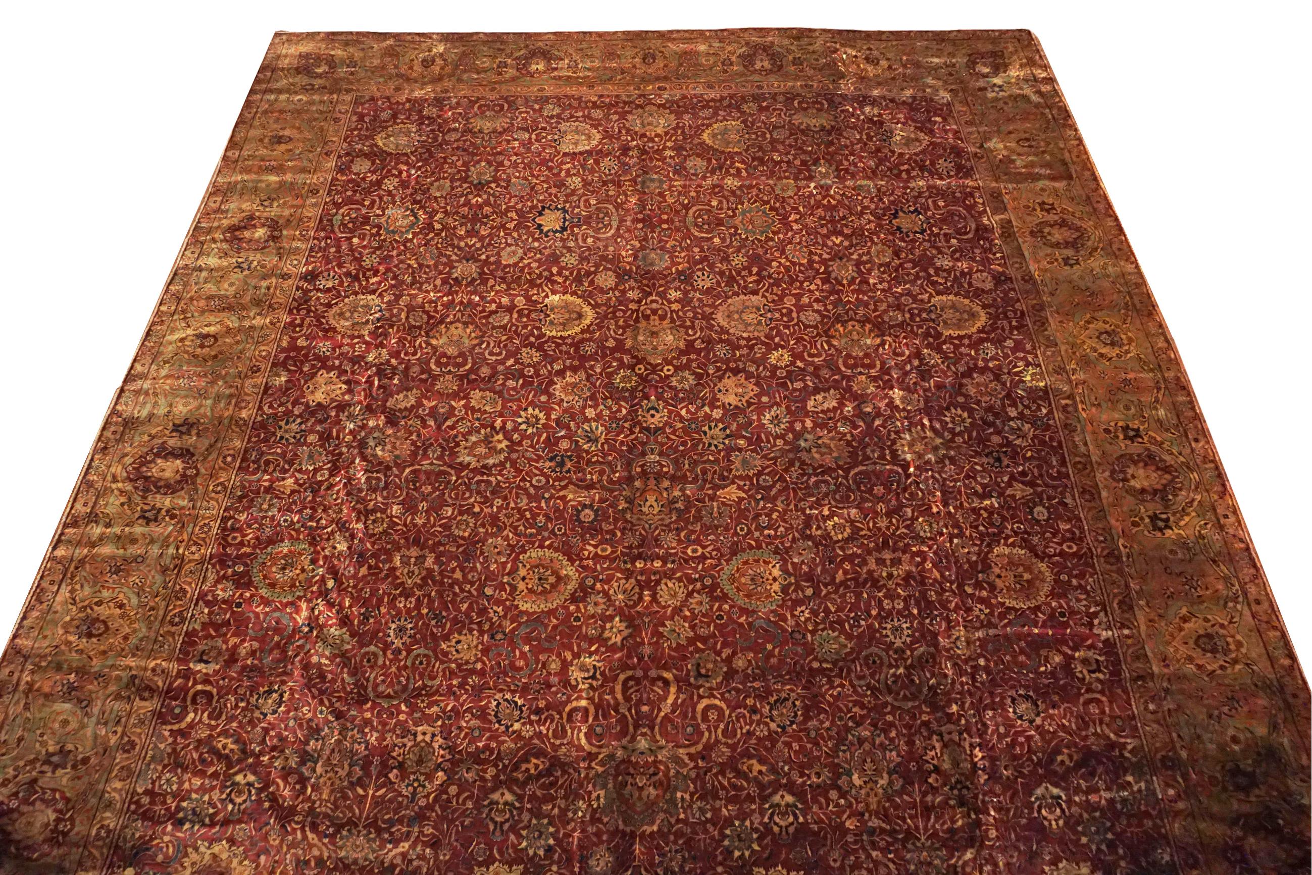Antiker indischer Teppich in Burgunderrot, um 1900 (Indisch) im Angebot