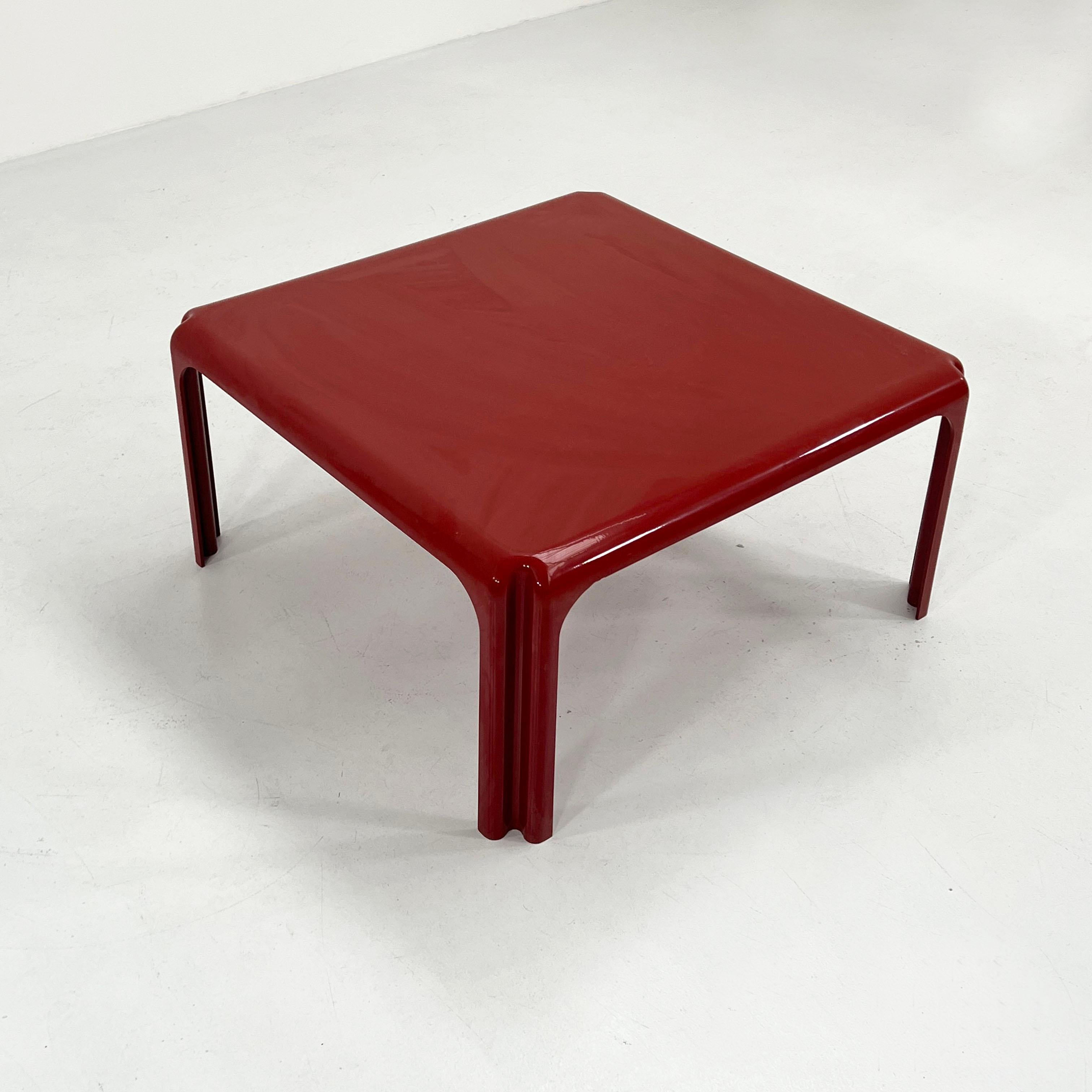 Designer - Vico Magistretti
Producer - Artemide
Model - Arcadia 80 Coffee Table 
Design Period - Seventies
Measurements - Width 80 cm x Depth 80 cm x Height 40 cm
Materials - Plastic
Color - Burgundy
Light wear consistent with age and use.