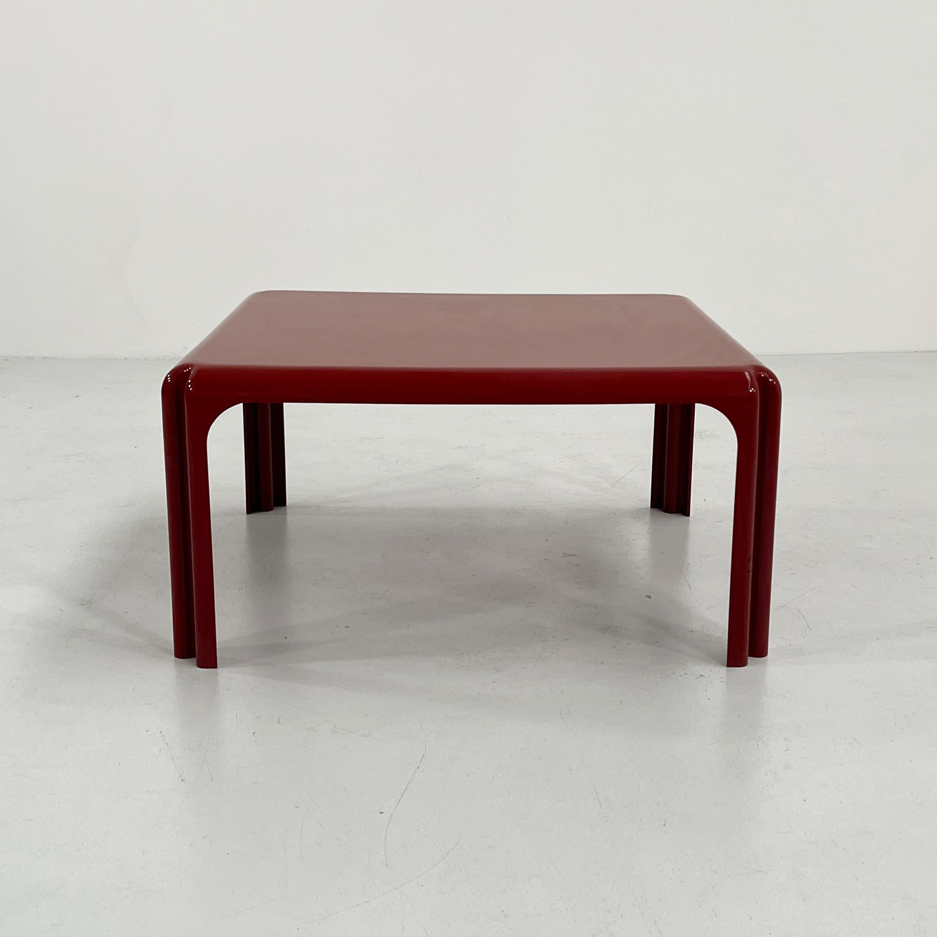 Mid-Century Modern Burgundy Arcadia 80 Coffee Table by Vico Magistretti for Artemide, 1970s