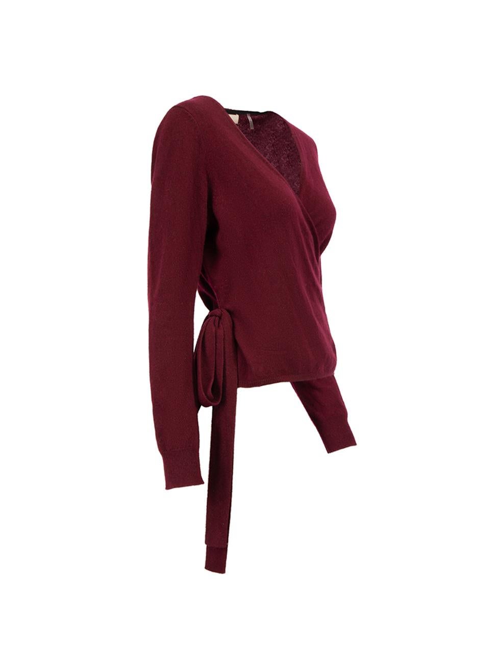 CONDITION is Very good. Minimal wear to knitwear is evident. Minimal wear to knit with very light pilling throughout on this used Diane Von Furstenberg designer resale item.



Details


Burgundy

Cashmere

Wrap cardigan

Long