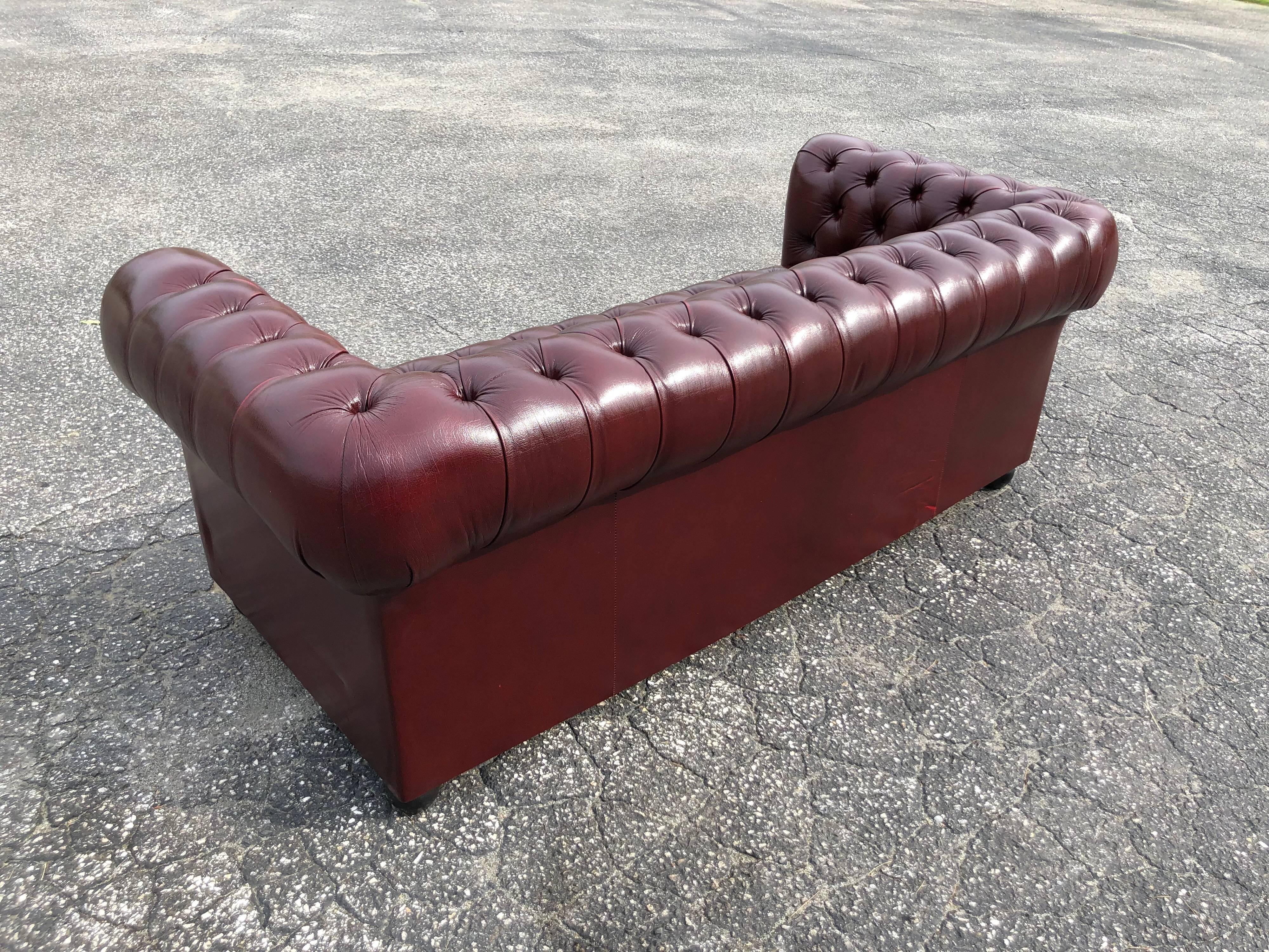 Burgundy Chesterfield Sofa 2