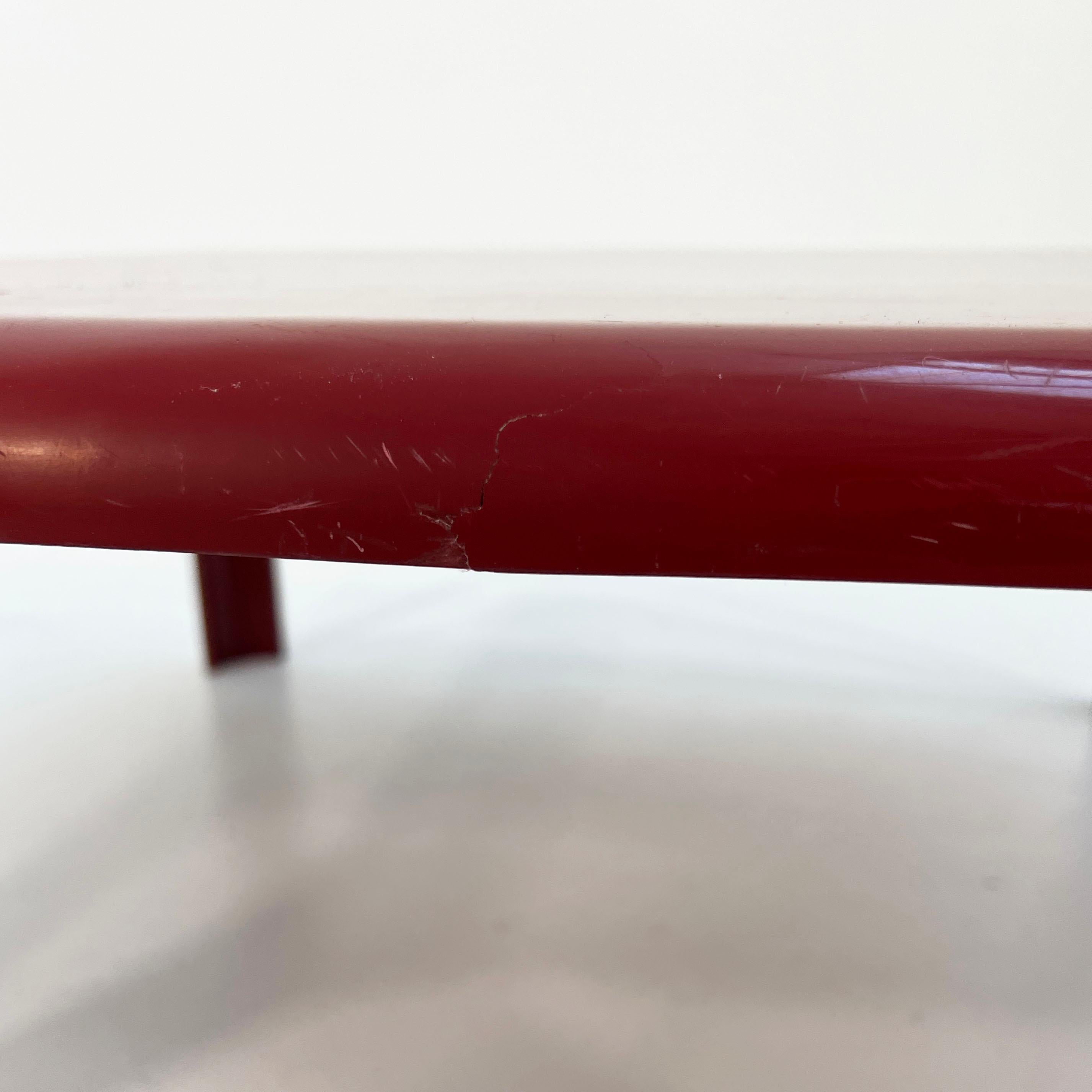 Burgundy Demetrio 70 Coffee Table by Vico Magistretti for Artemide, 1970s In Good Condition In Ixelles, Bruxelles