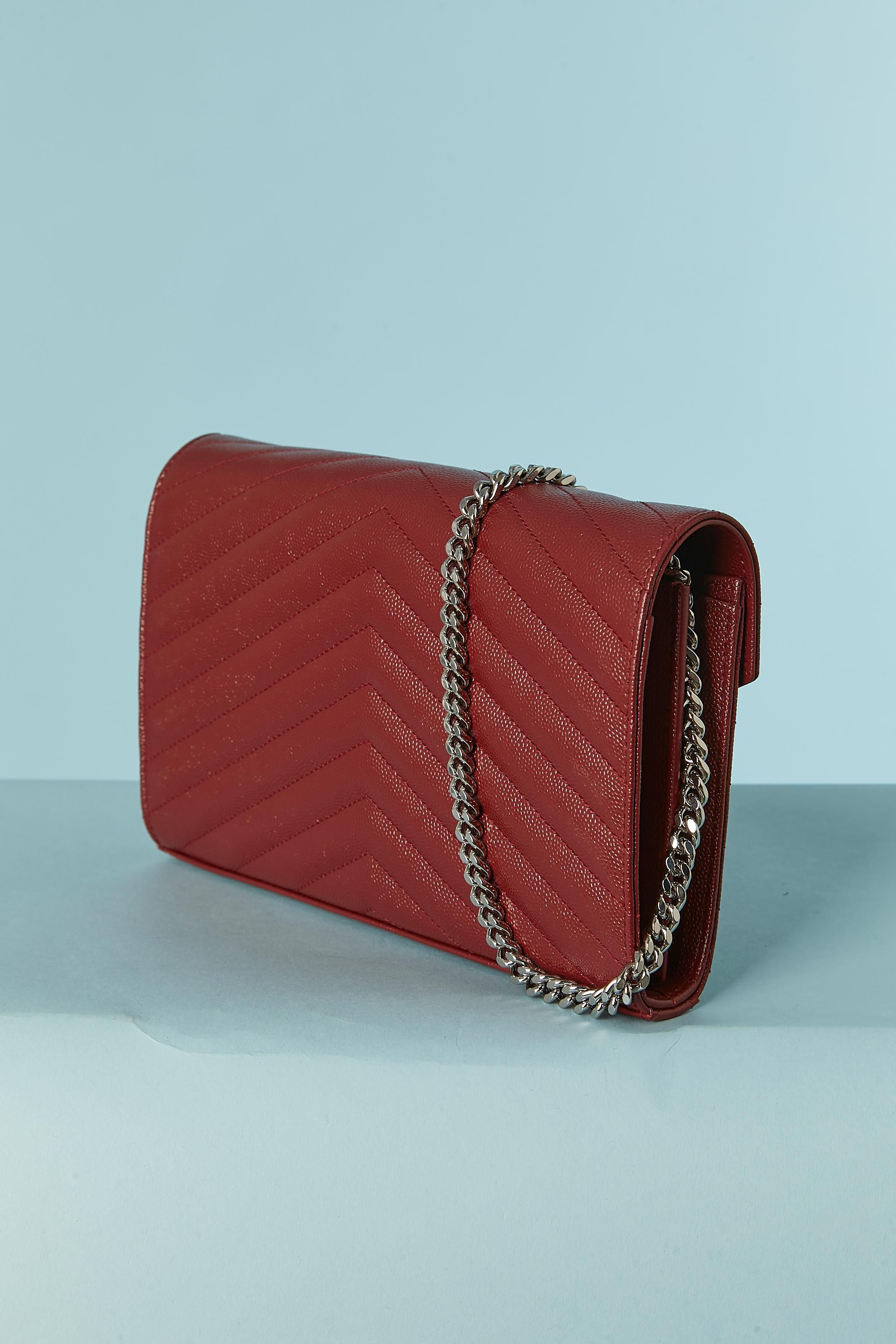 Brown Burgundy grained leather bag with chain shoulder strap Yves Saint Laurent For Sale
