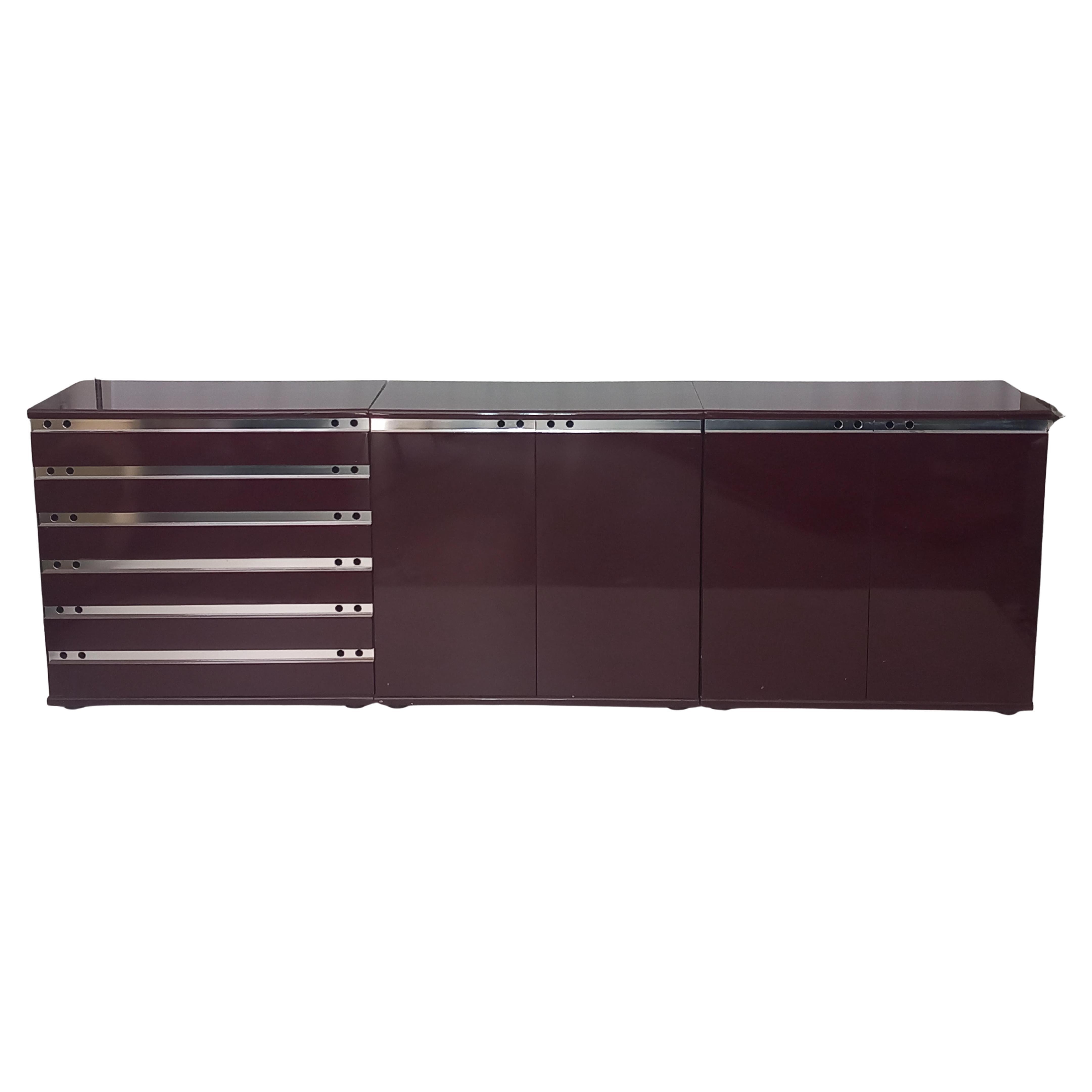 Burgundy Lacquered Wood Chest of Drawers, 70s in vendita