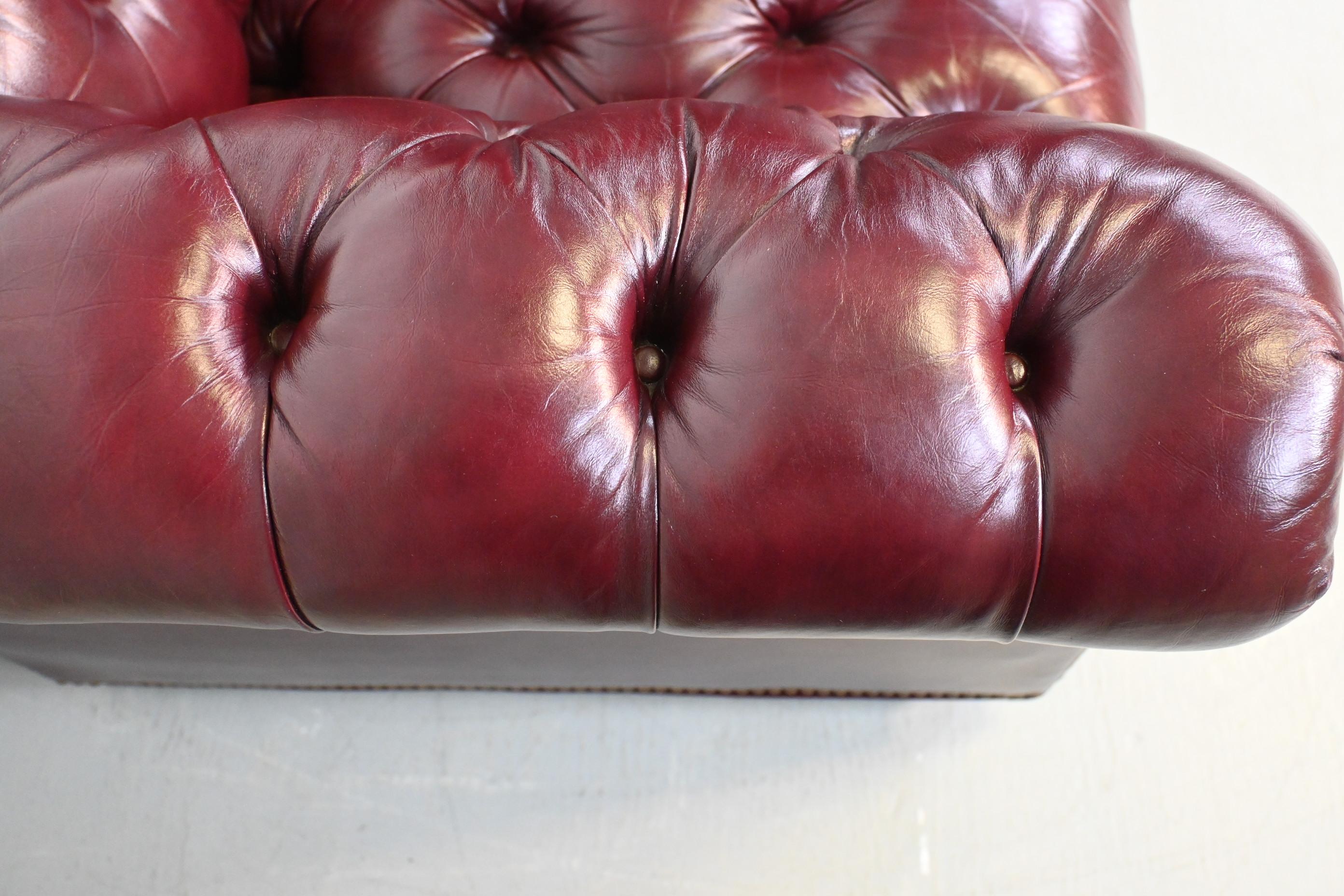 Burgundy Leather English Style Chesterfield Sofa 3