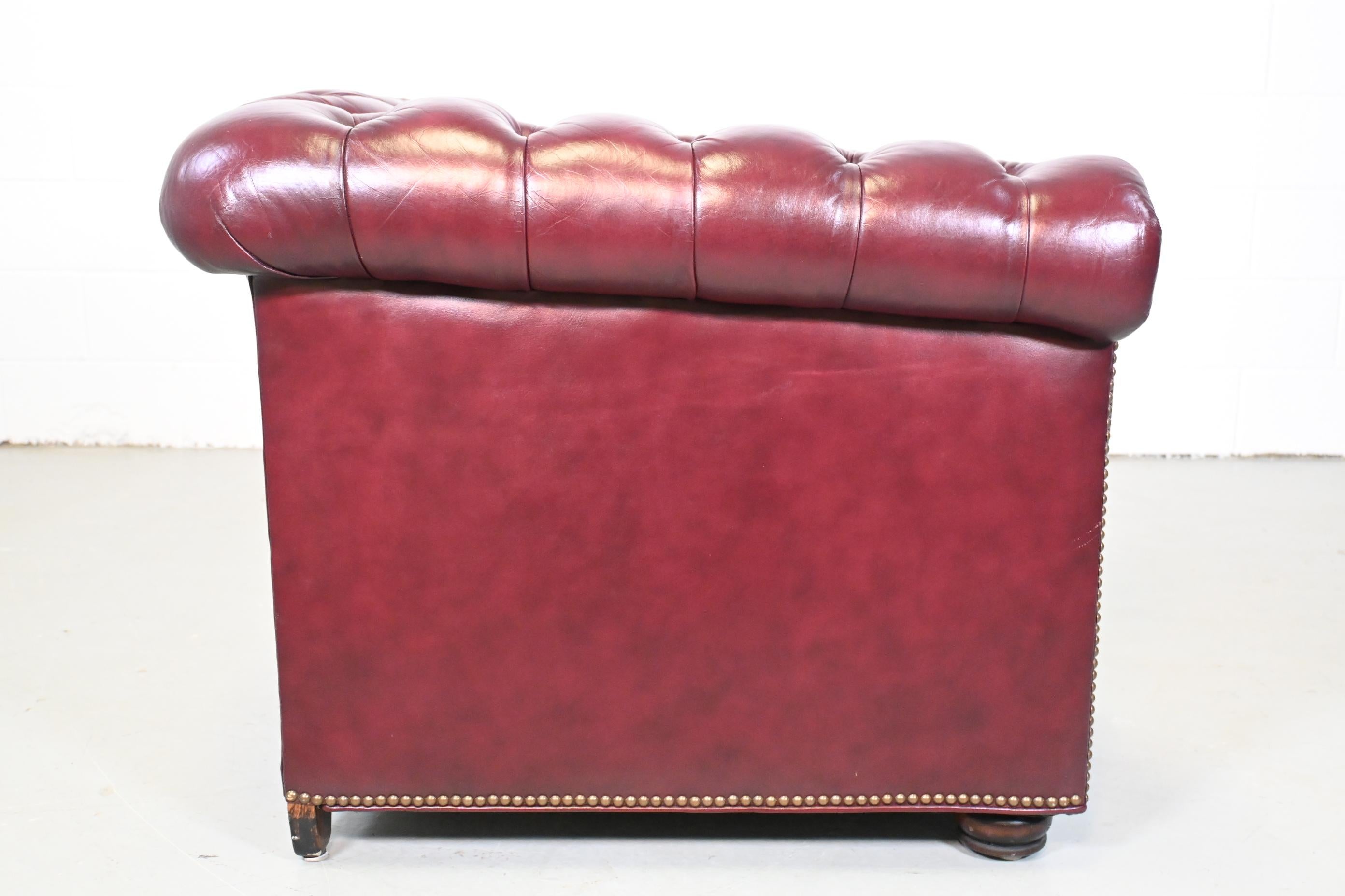 Burgundy Leather English Style Chesterfield Sofa 4