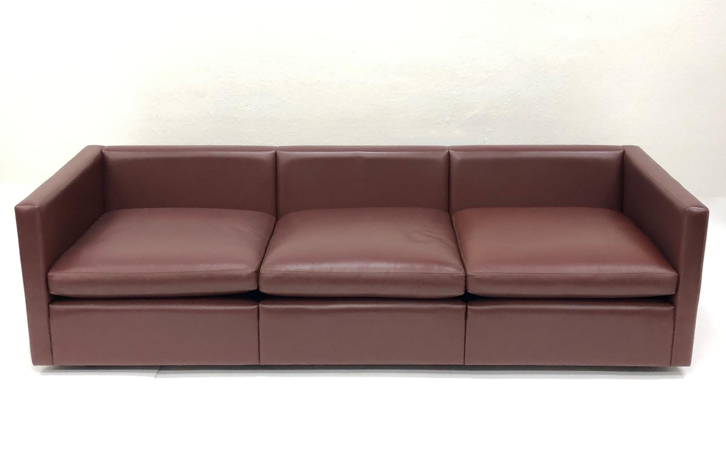 Burgundy Leather Sofa by Charles Pfister for Knoll In Good Condition In Palm Springs, CA