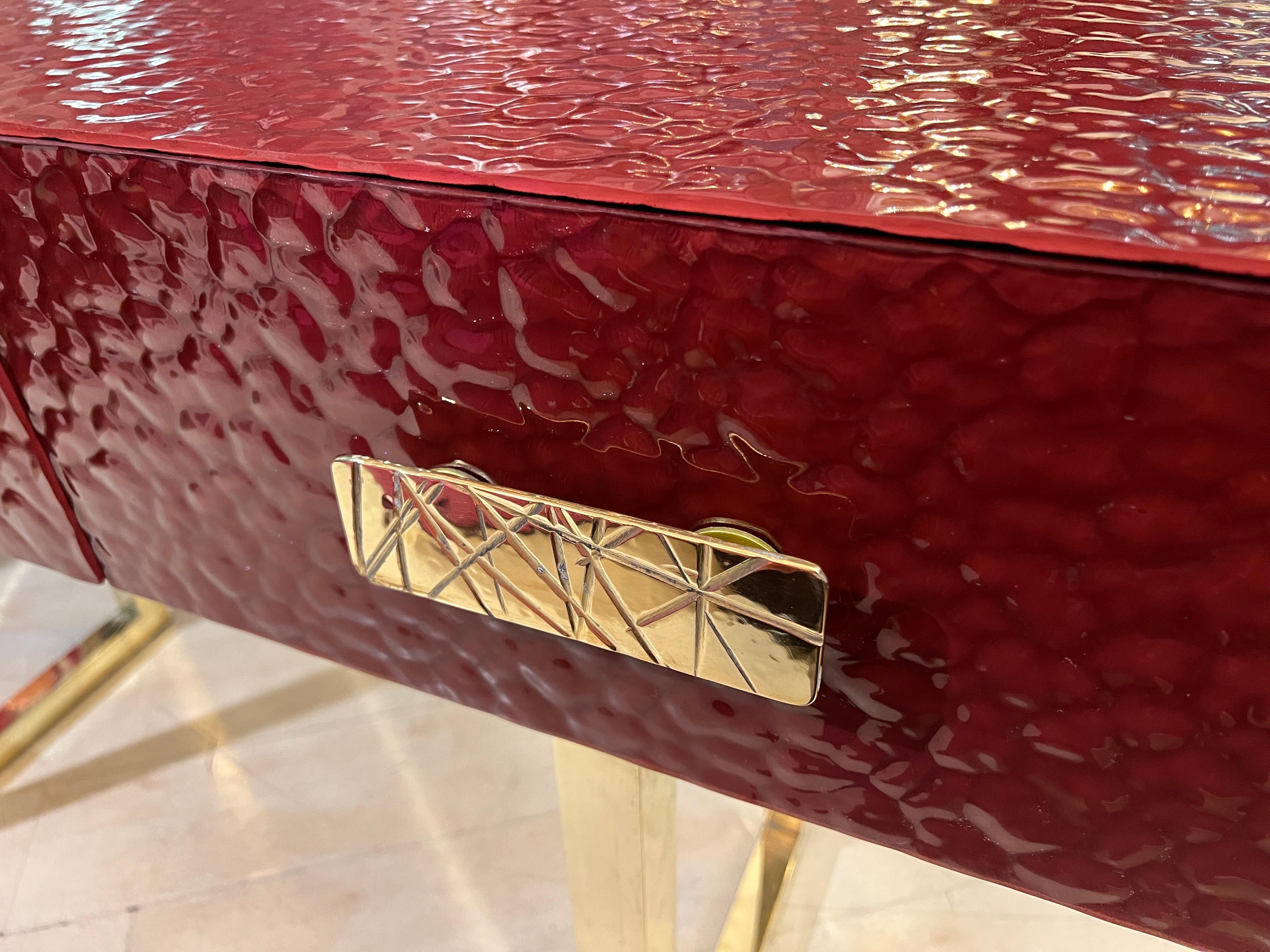 Burgundy Murano Ashlar Glass and Brass Console Table with Three Drawers 2000 For Sale 6