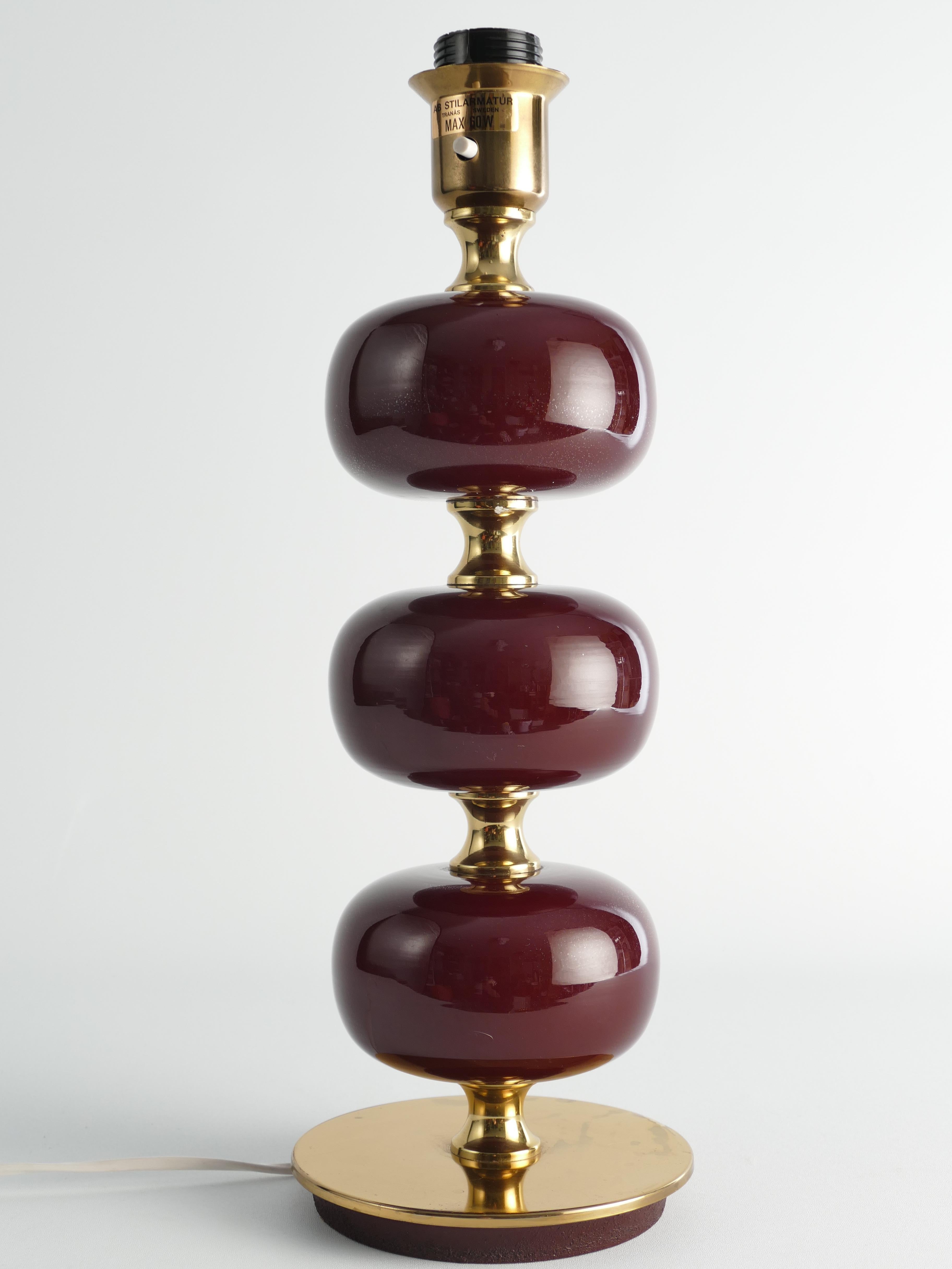 Hand-Crafted Burgundy Red Glass and Brass Table Lamp Tranås Stilarmatur, 1960s For Sale