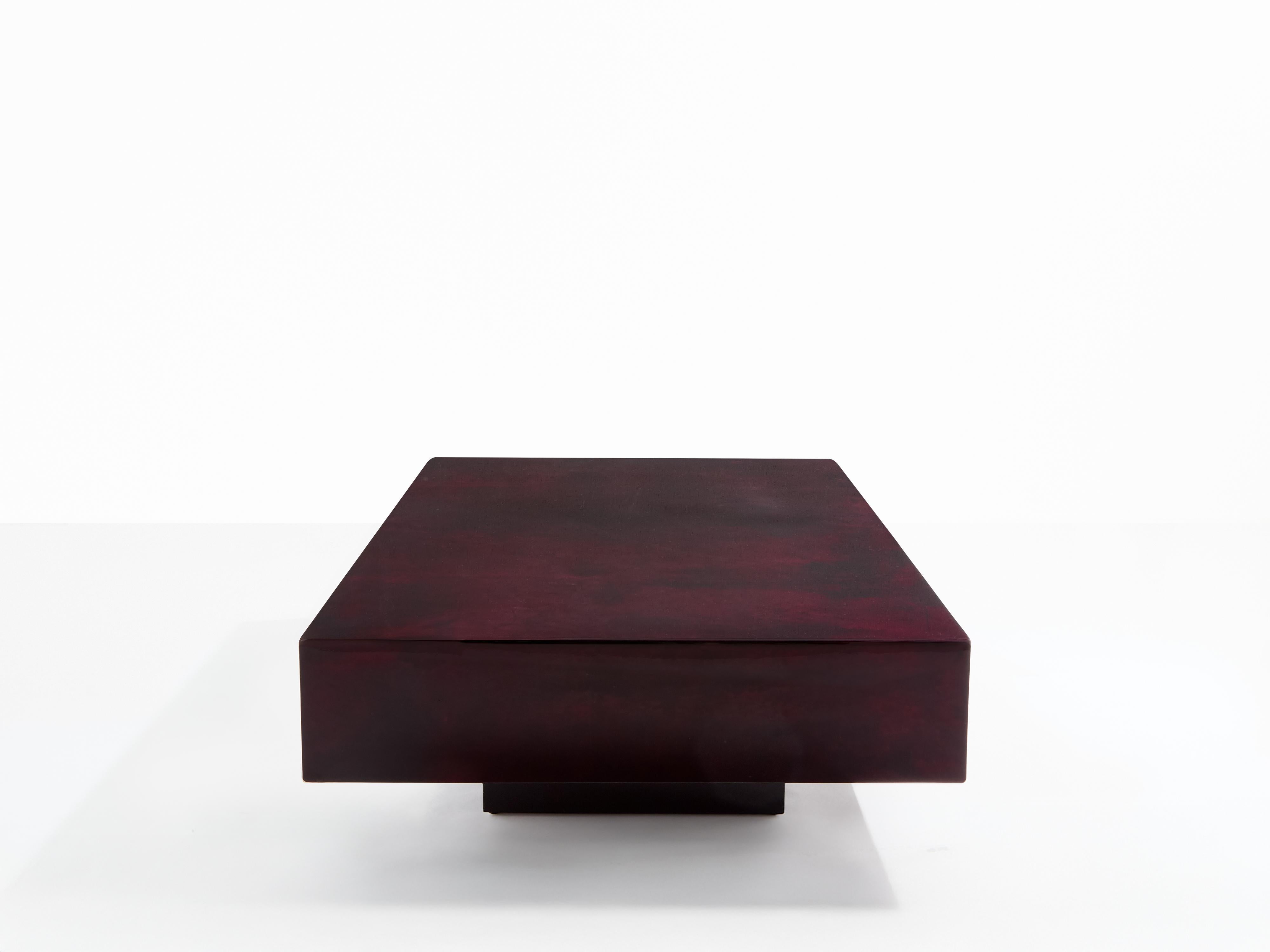 Couchtisch aus burgunderrotem Ziegenleder und Pergament von Aldo Tura, 1960er Jahre im Zustand „Gut“ im Angebot in Paris, IDF