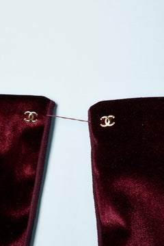 Burgundy silk velvet and sued long evening gloves Chanel