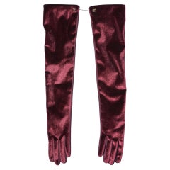 Gants de soirée longs en velours de soie bourgogne et suédine Chanel