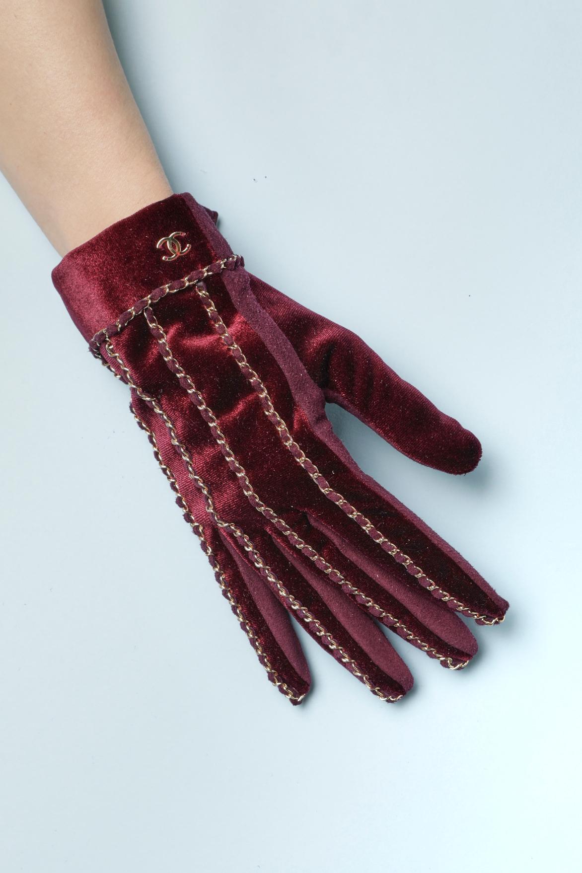 women's chanel gloves