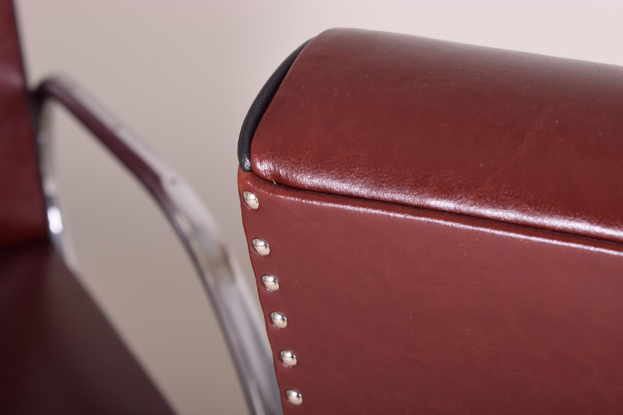 German Burgundy Tubular Armchair, New High Quality Leather Upholstery, 1930s For Sale