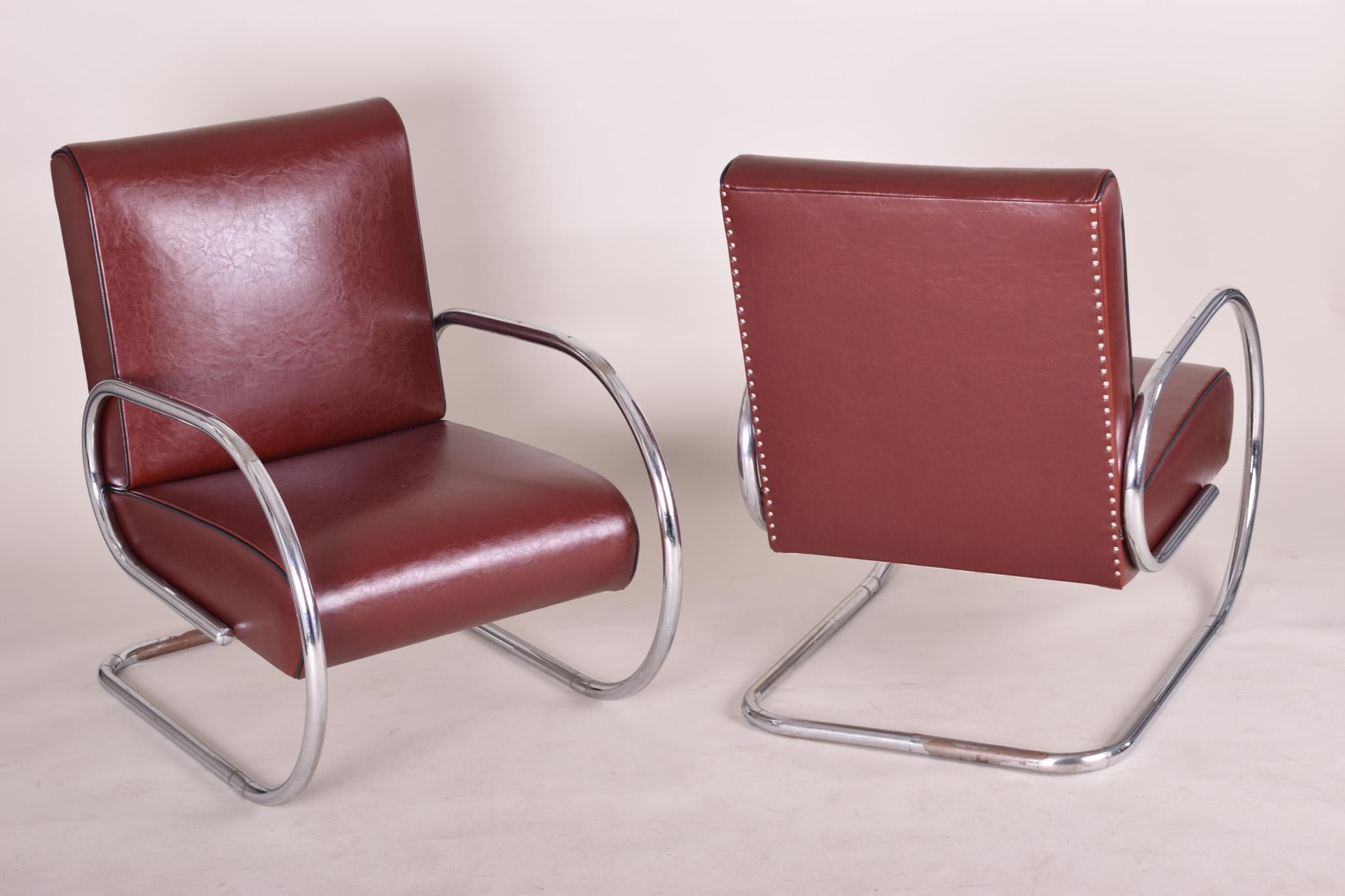 Burgundy Tubular Armchairs, New High Quality Leather Upholstery, 1930s In Good Condition For Sale In Horomerice, CZ