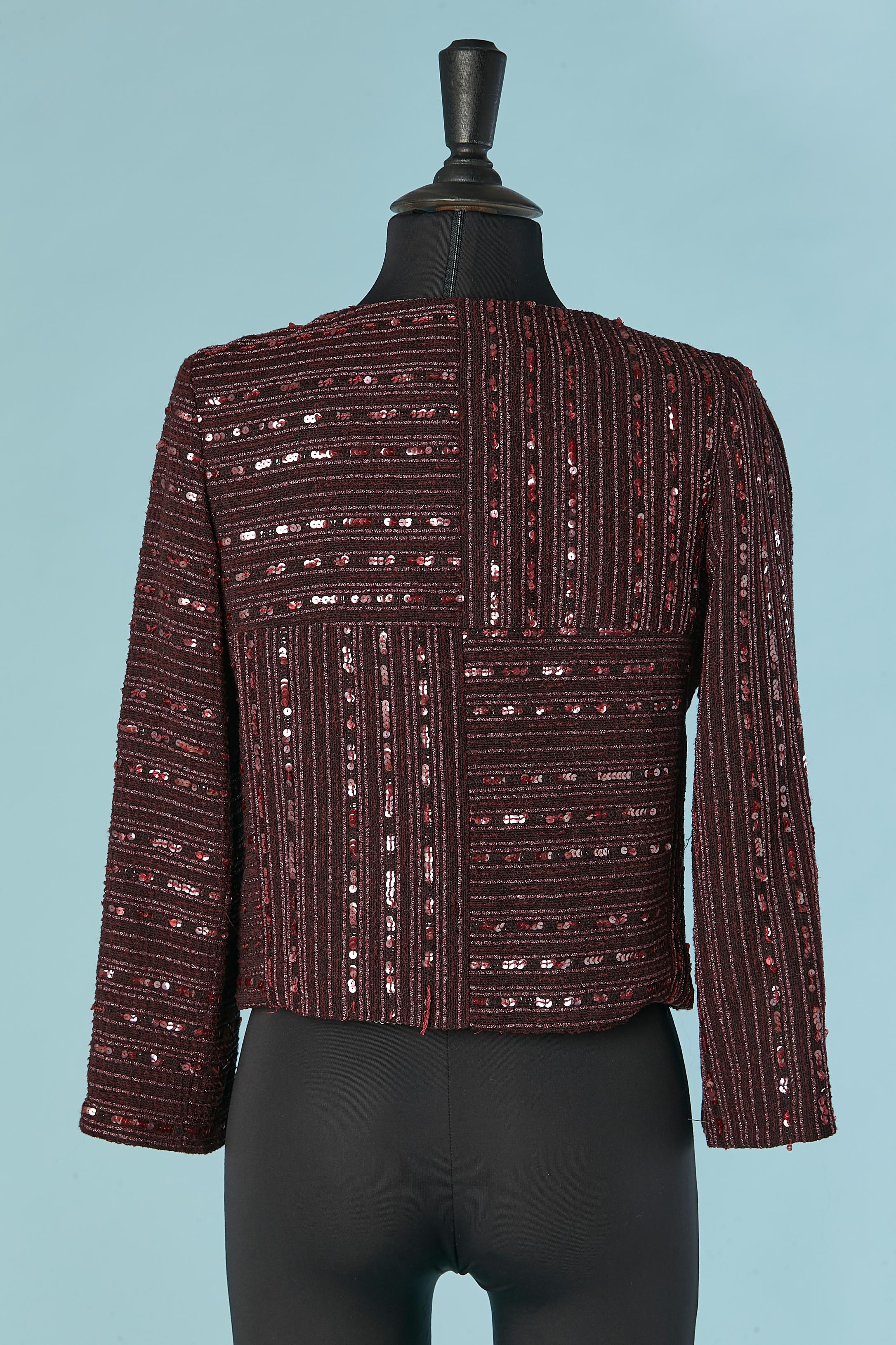 Giacca monopetto in tweed bordeaux con paillettes Chanel Circa 2000 in vendita 2
