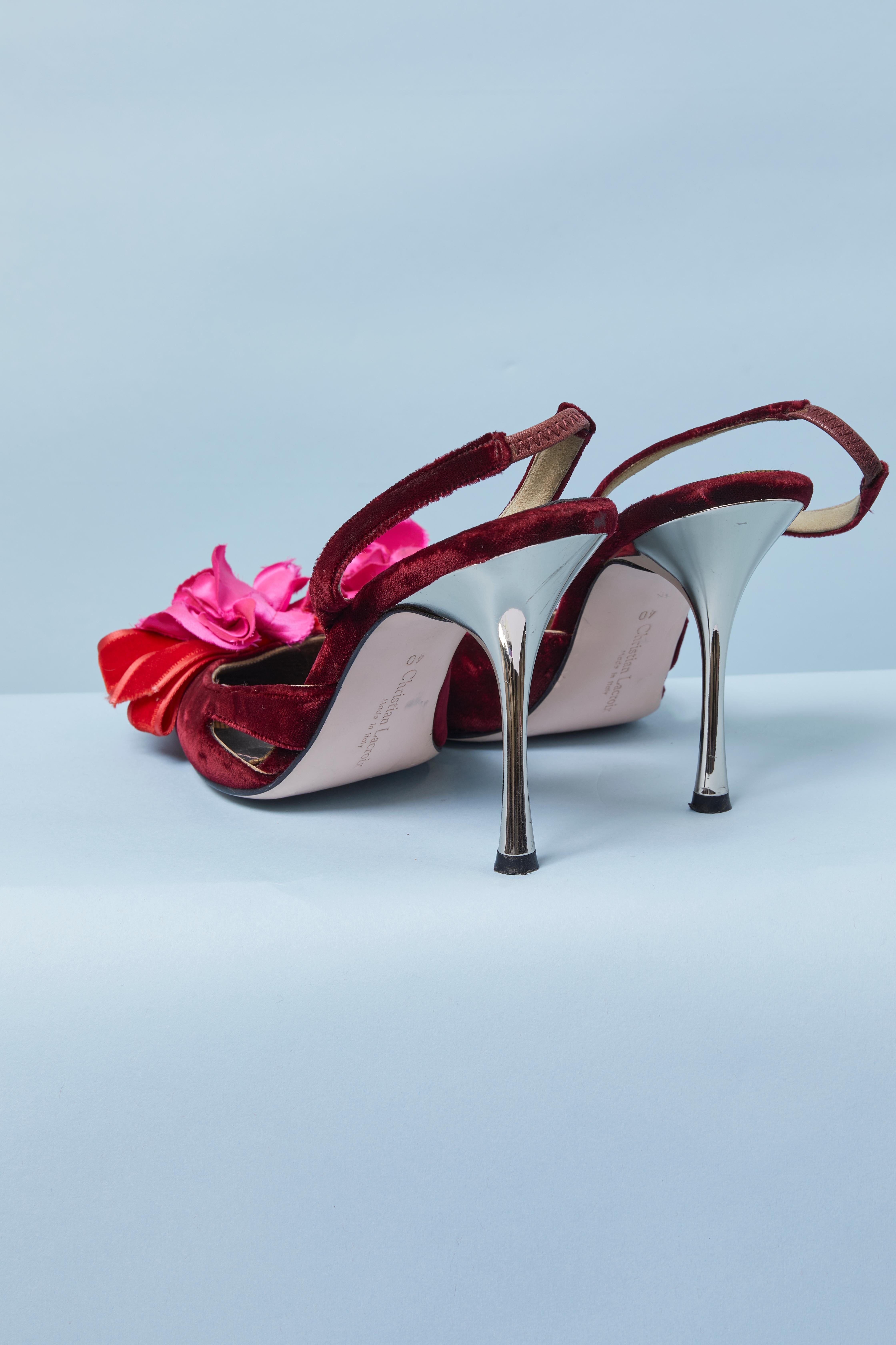 Marrone Scarpe in velluto bordeaux con fiore in tessuto CHRISTIAN LACROIX in vendita