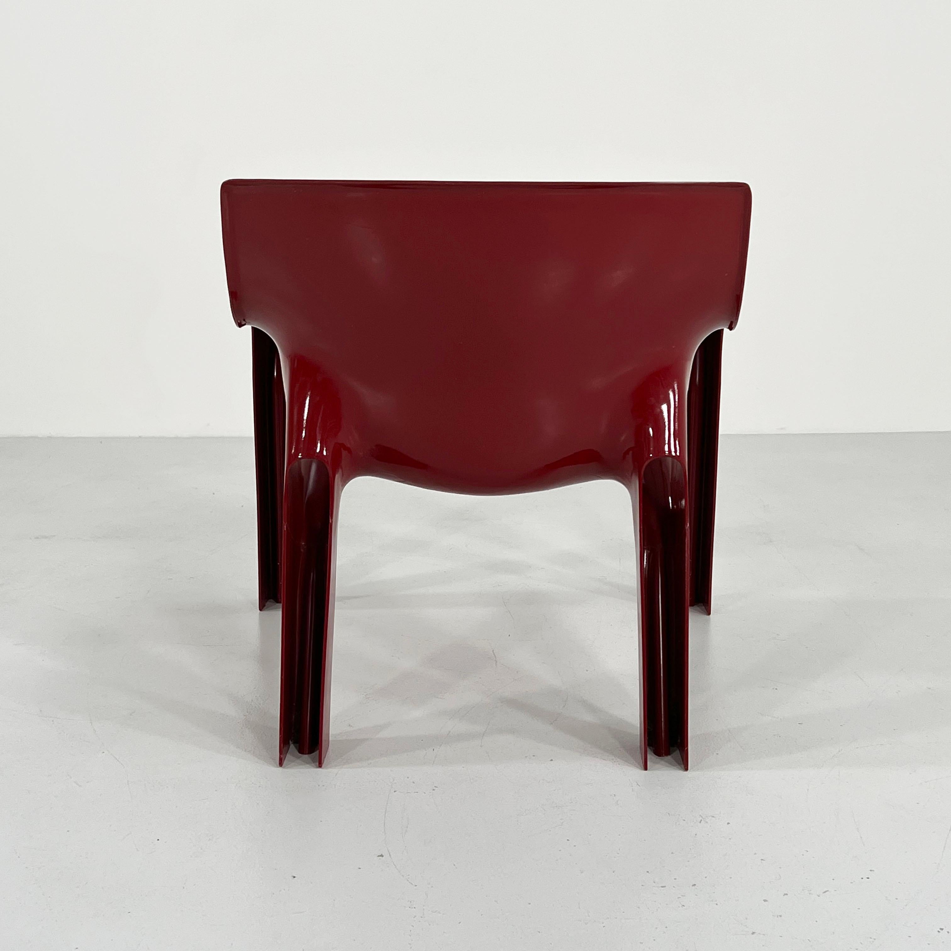 Late 20th Century Burgundy Vicario Lounge Chair by Vico Magistretti for Artemide, 1970s
