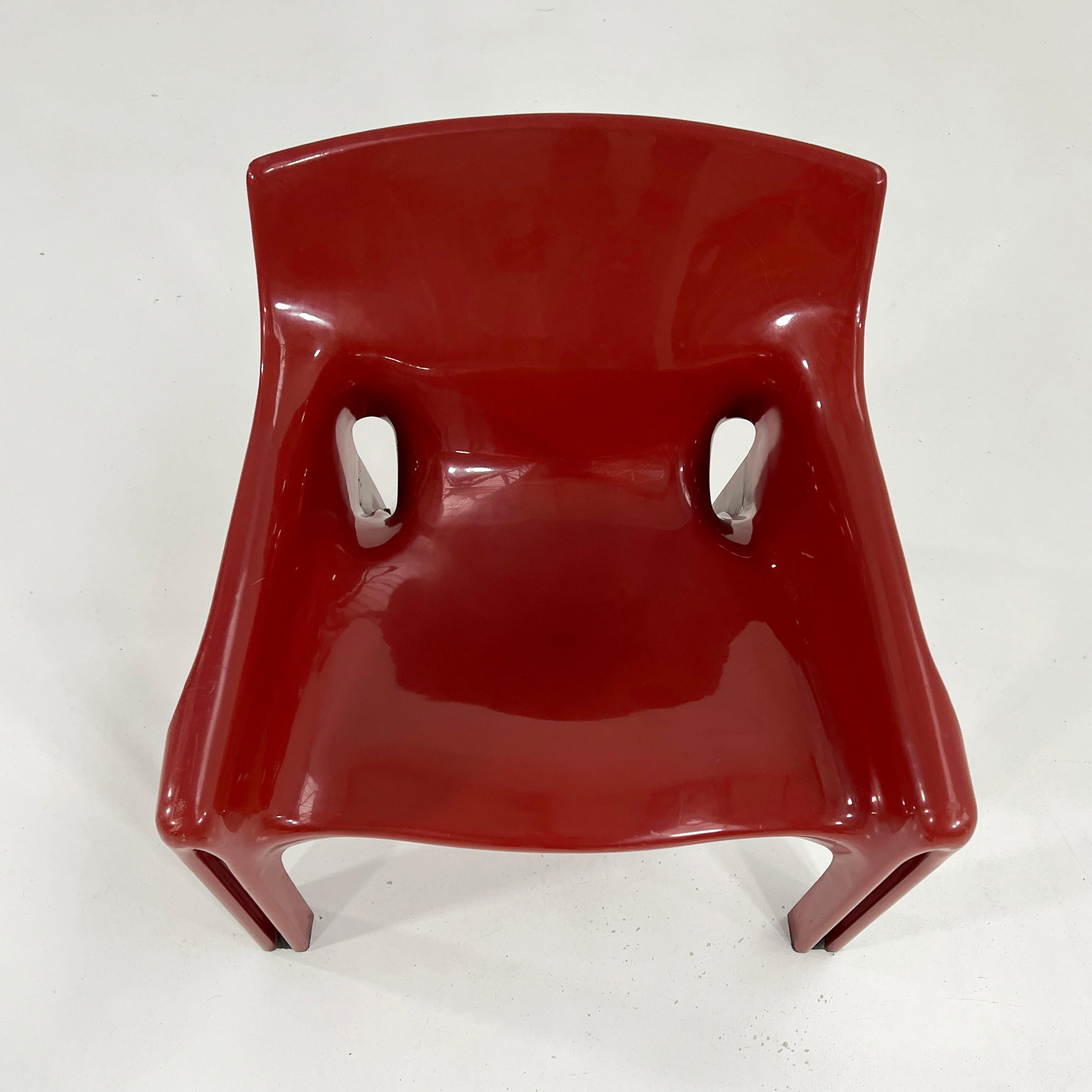 Plastic Burgundy Vicario Lounge Chair by Vico Magistretti for Artemide, 1970s
