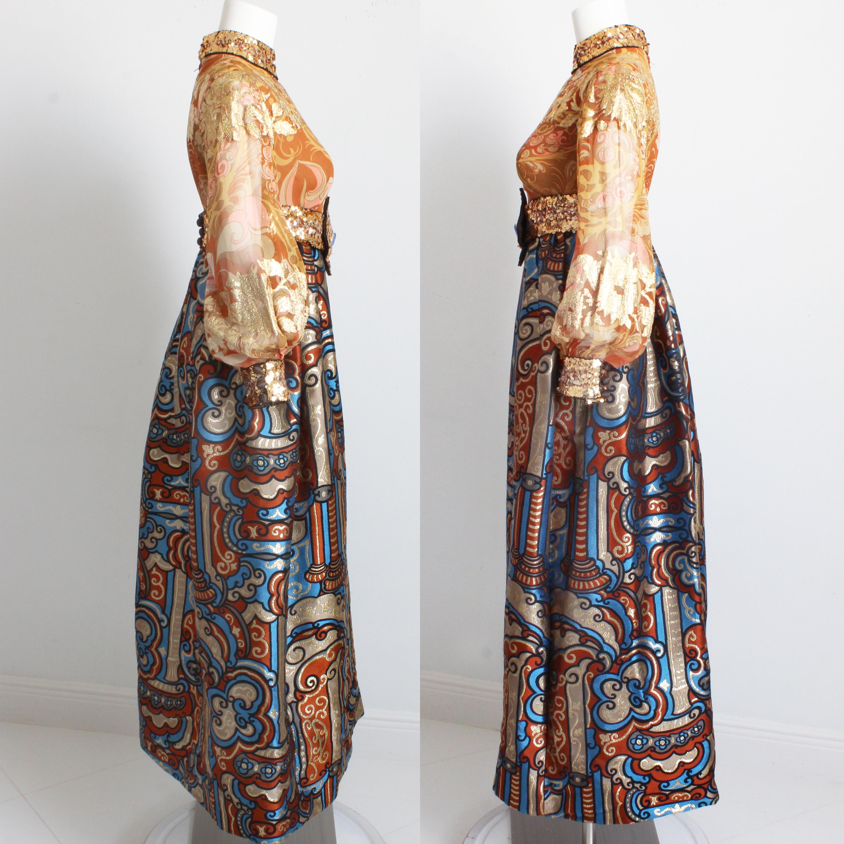 Burke Amey Abendkleid aus Seidenbrokat-Wandteppich mit Blumenmuster und Fantasie, Vintage 70er Jahre im Angebot 7