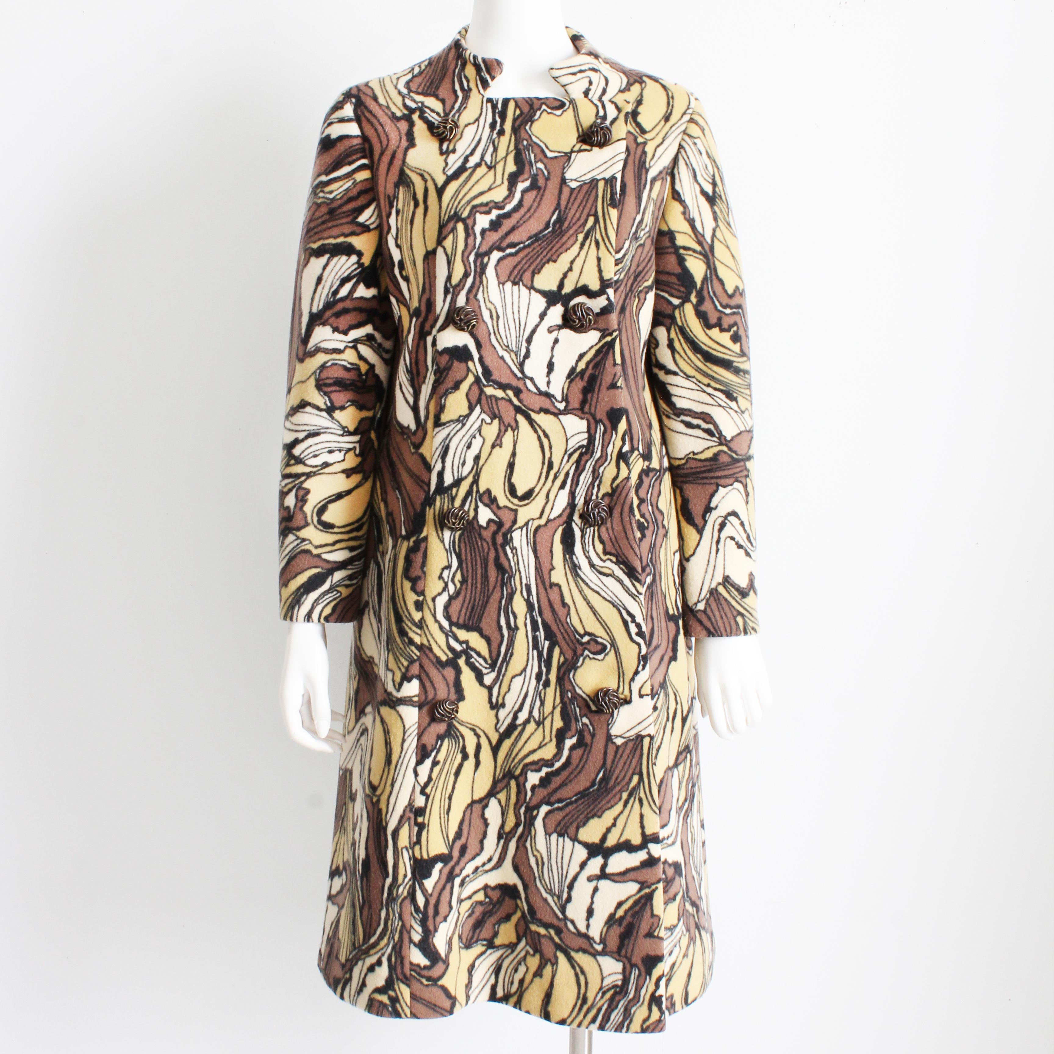 Burke-Amey Wool Coat Warp Print by Tzaims Luksus Mod Cut Out Collar Vintage 60s For Sale 5