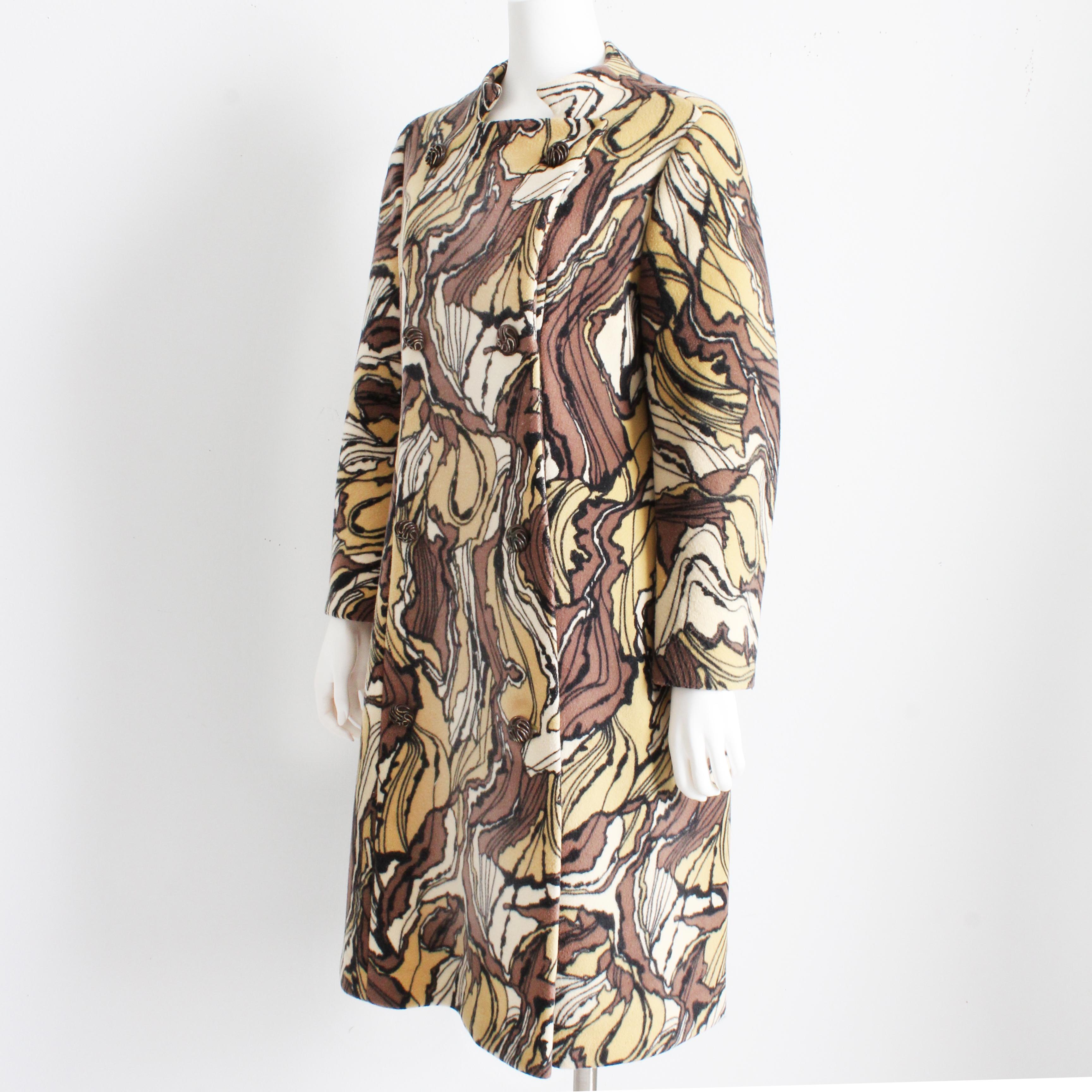 Burke-Amey Wool Coat Warp Print by Tzaims Luksus Mod Cut Out Collar Vintage 60s For Sale 2