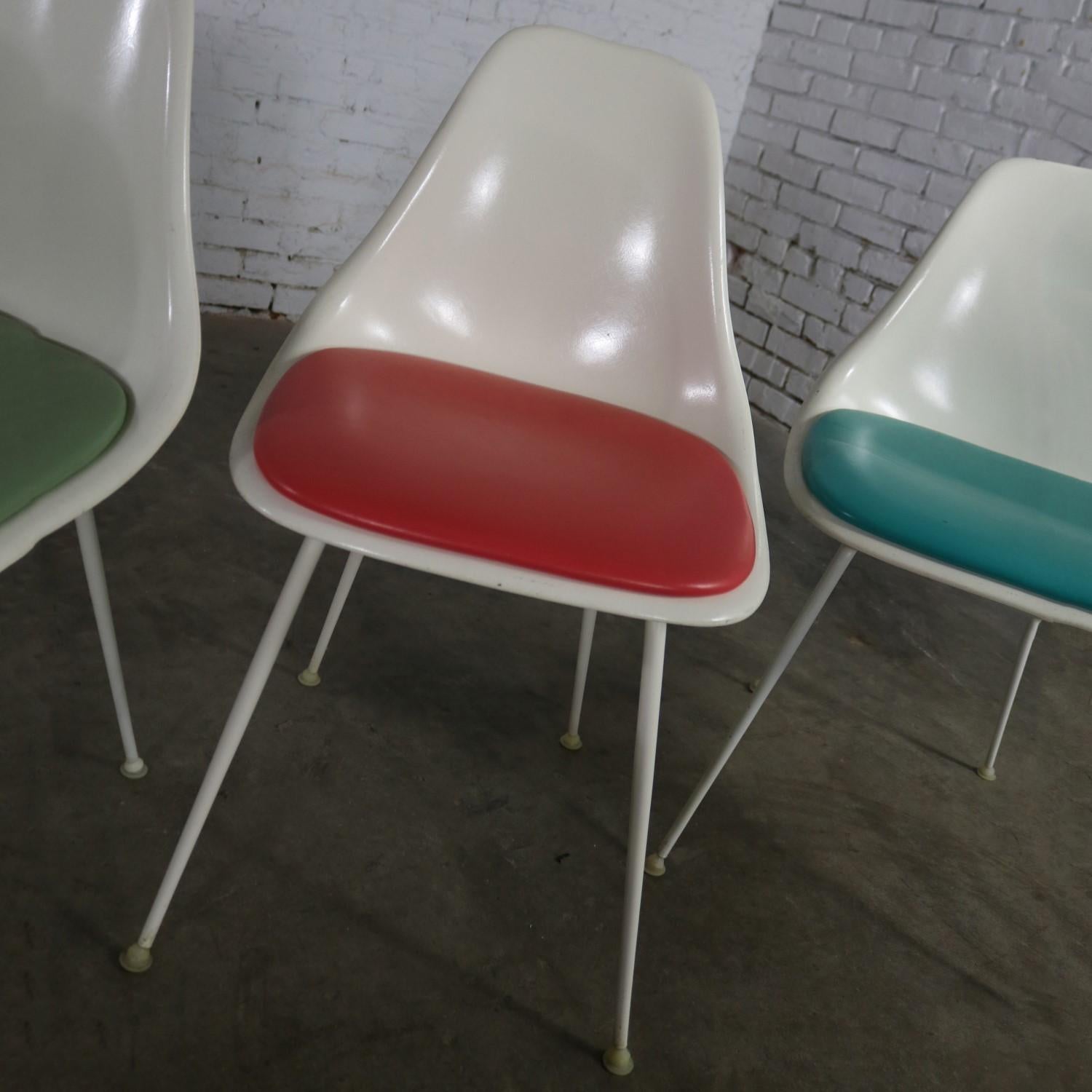 Burke Fiberglass #103 Shell Chairs with Padded Seats Set of 5 Mid-Century Modern 2