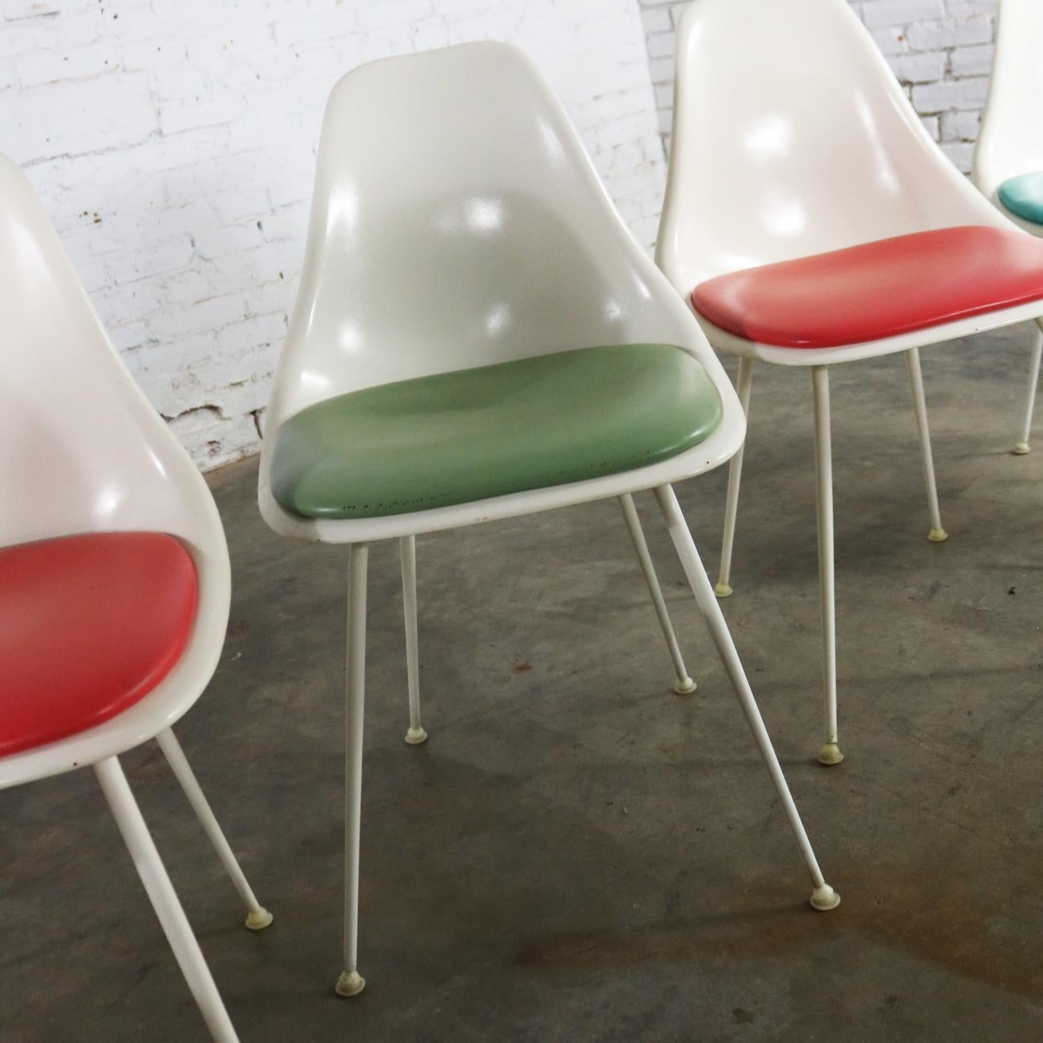 Burke Fiberglass #103 Shell Chairs with Padded Seats Set of 5 Mid-Century Modern 4