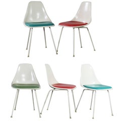 Burke Fiberglass #103 Shell Chairs avec sièges rembourrés Set of 5 Mid-Century Modern