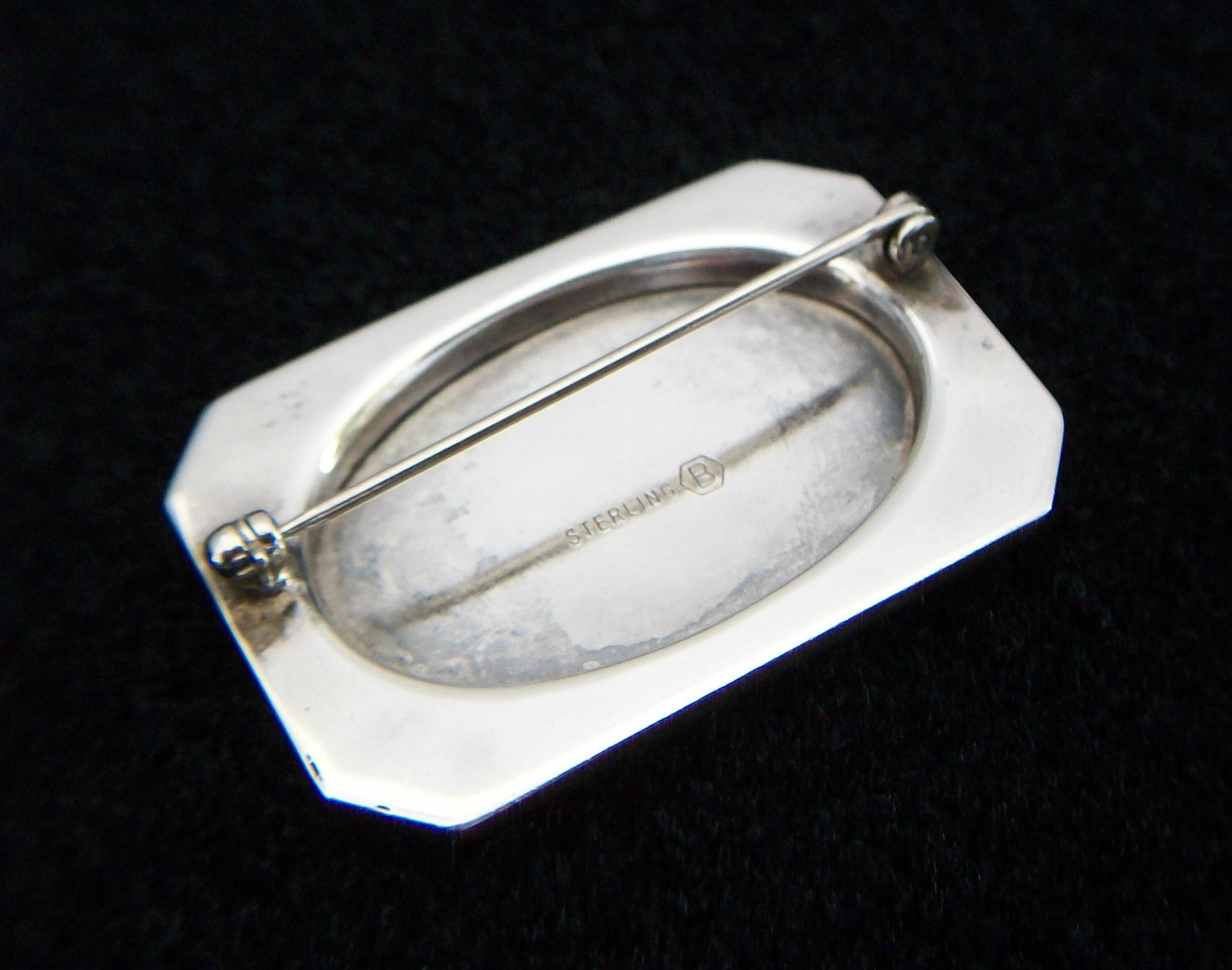 BURKHARDT - Vintage Engraved Sterling Silver Brooch - Canada - Circa 1950's For Sale 1
