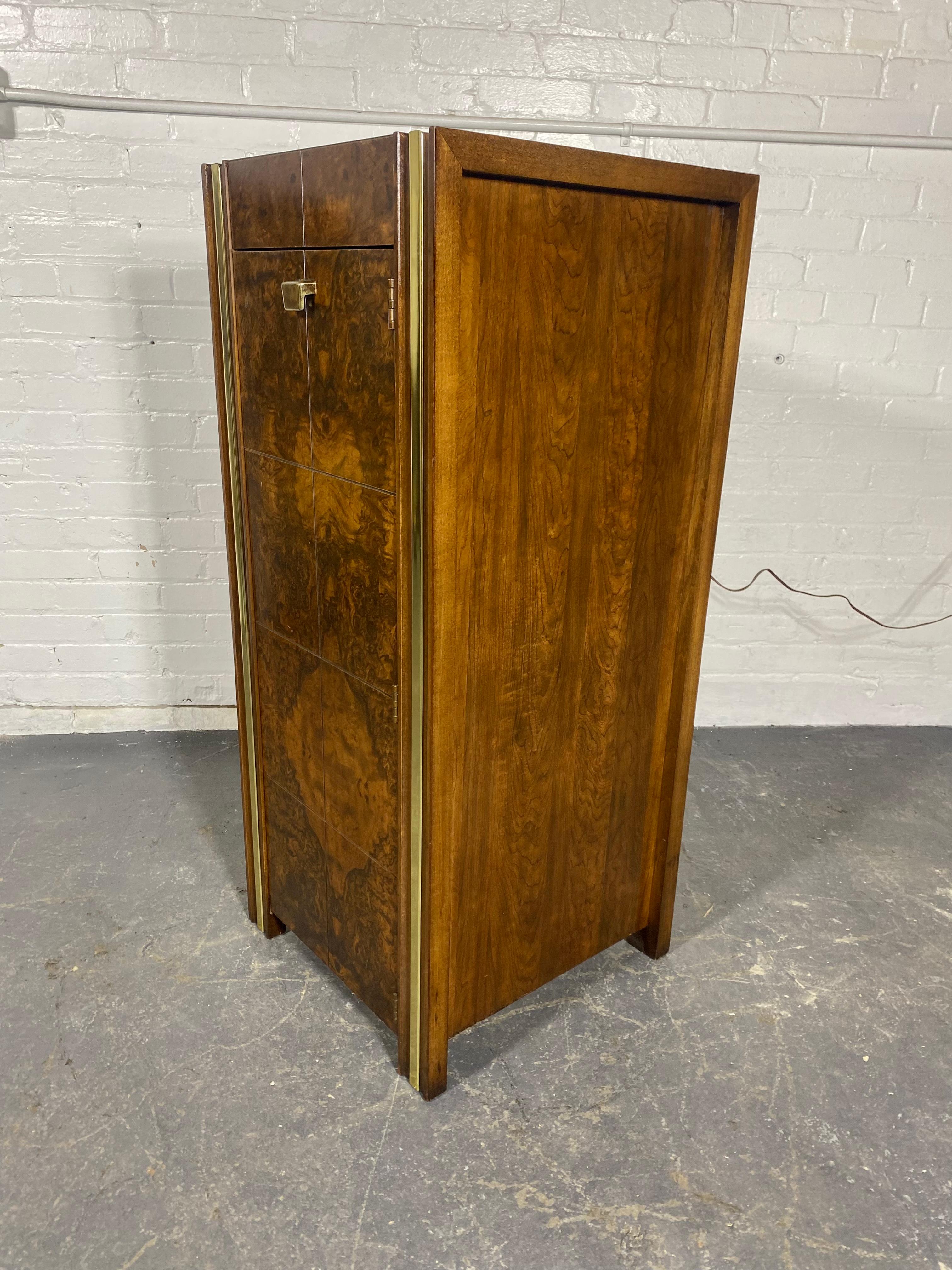 Lacquered Burl and Brass Modernist Dry Bar / Cabinet attributed to Milo Baughman For Sale
