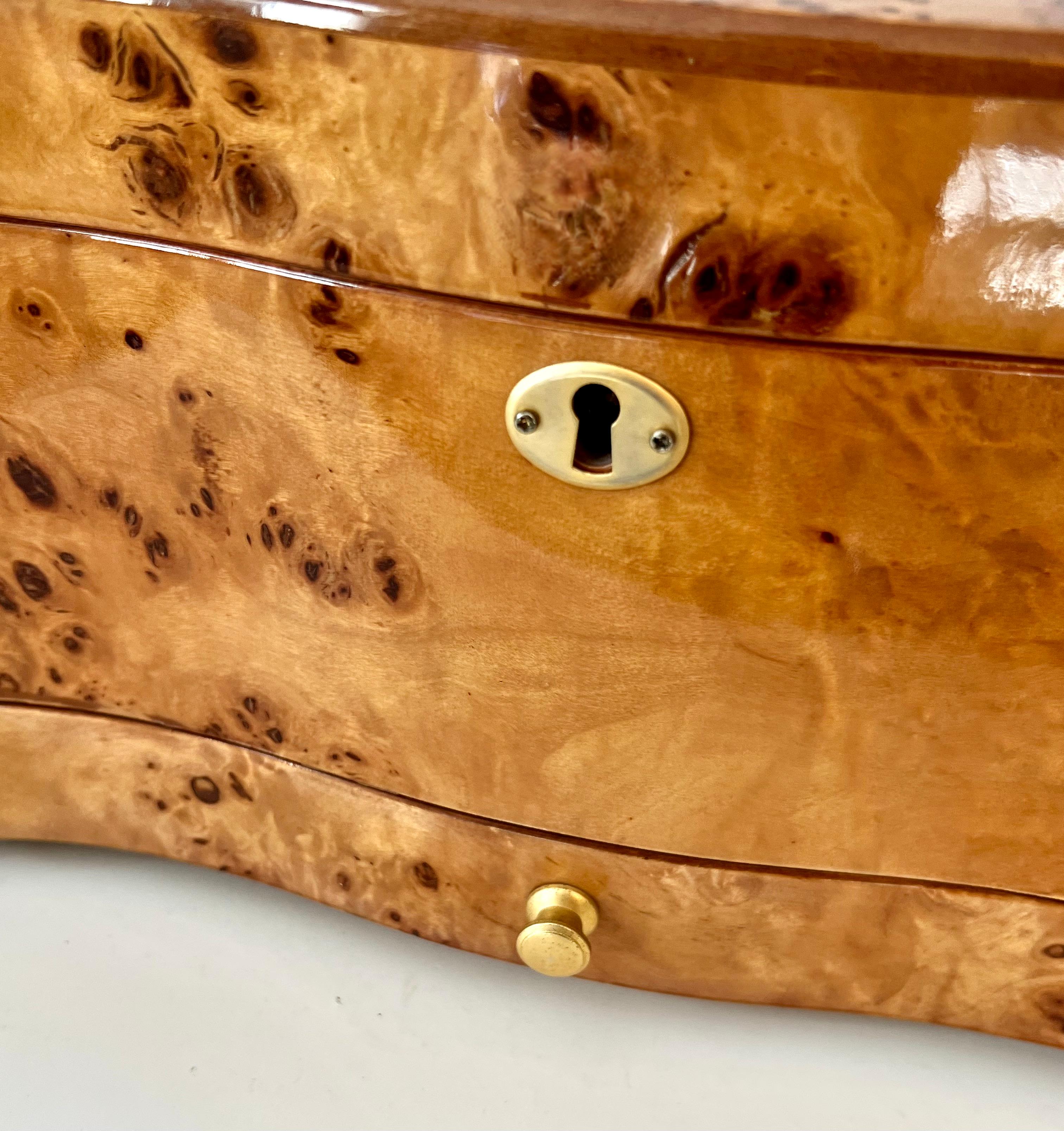 20th Century Burl Maple Italian Humidor with Drawer and Interior Divider For Sale