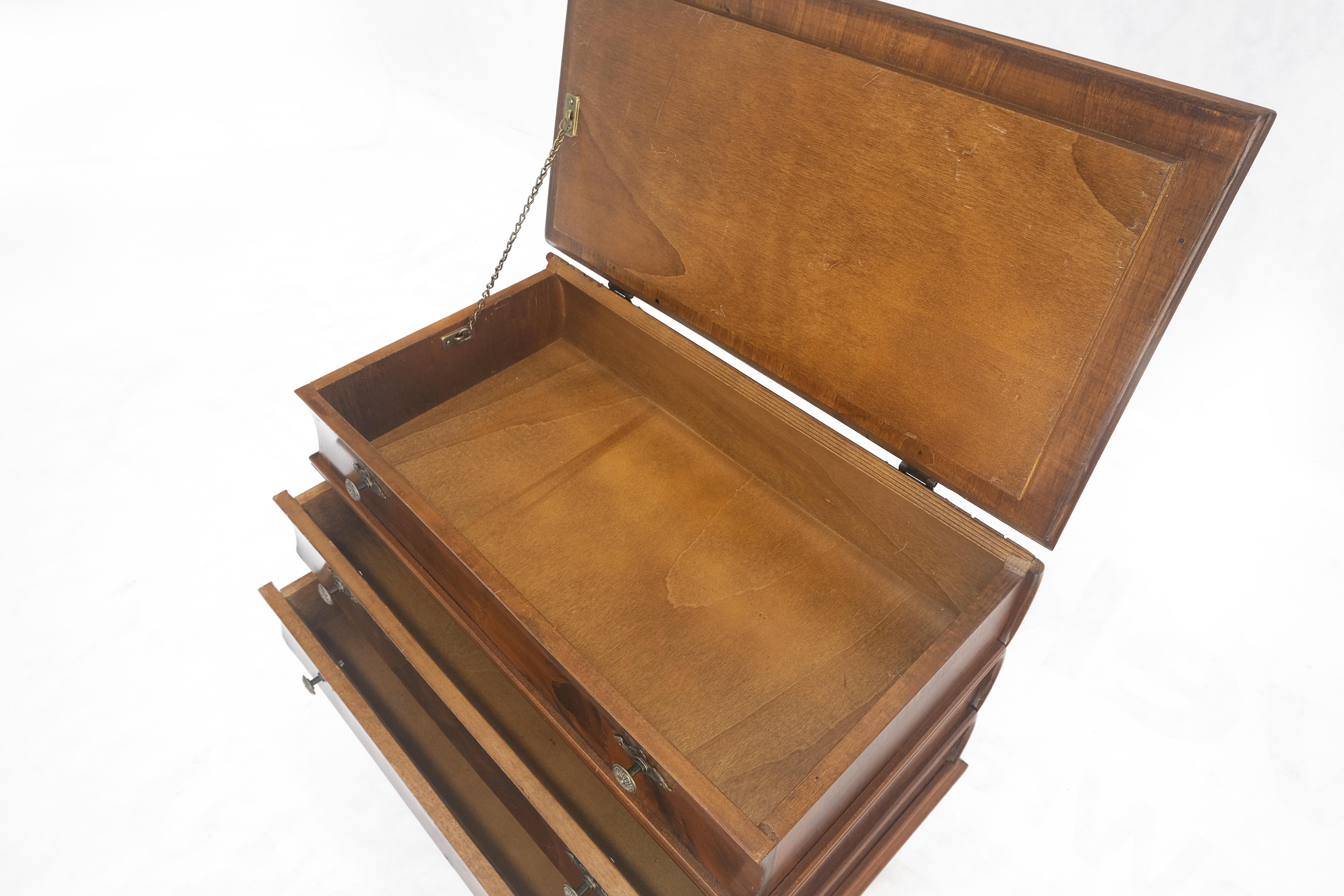 Table de chevet à deux tiroirs en bois de ronce d'olivier MINT en vente 5