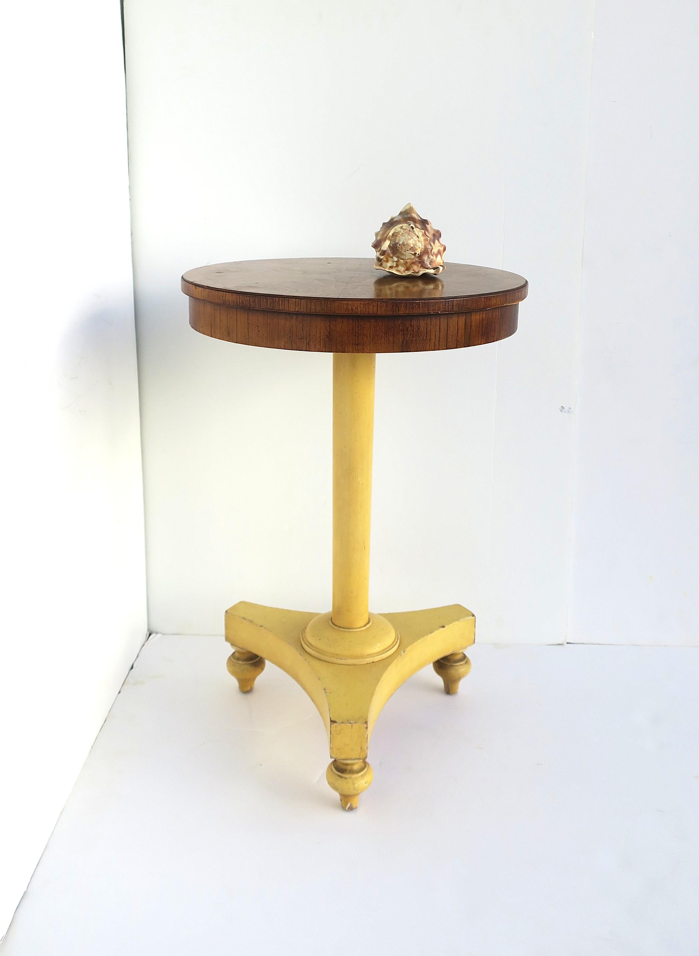 Burl Side Drinks Table By Widdicomb In Good Condition For Sale In New York, NY