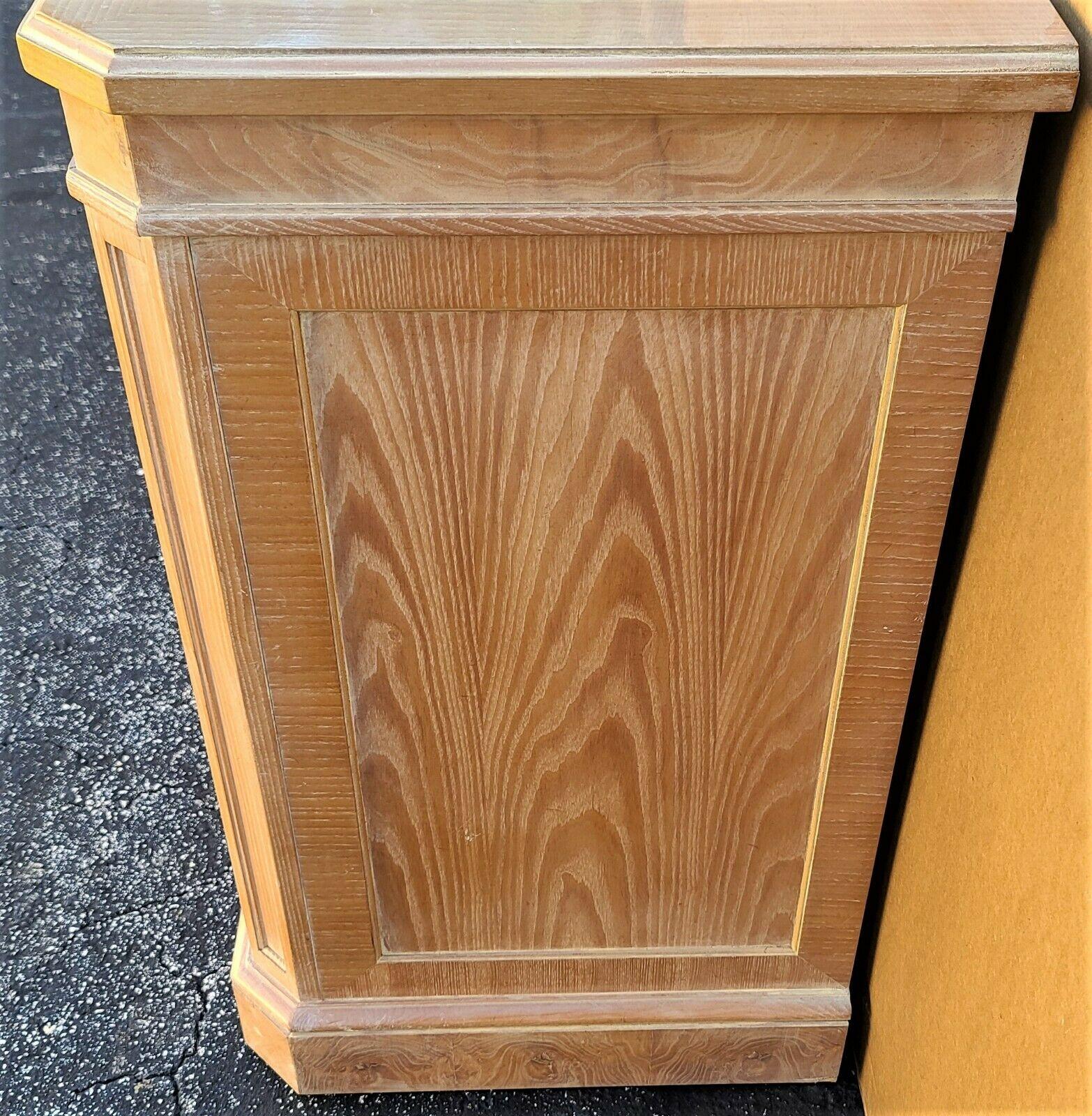 Late 20th Century Burl Sideboard Buffet Cabinet by Heritage from Their Corinthian Collection