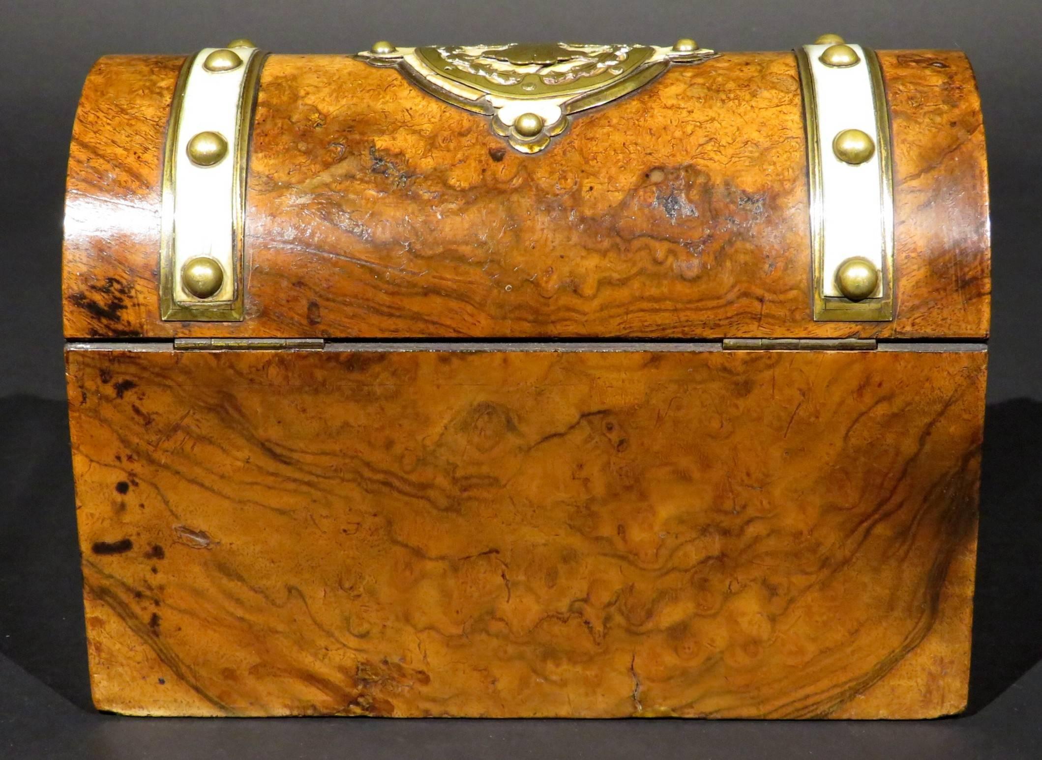 Burl Walnut and Brass Bound Document Box / Jewellery Casket, England Circa 1860 In Good Condition In Ottawa, Ontario