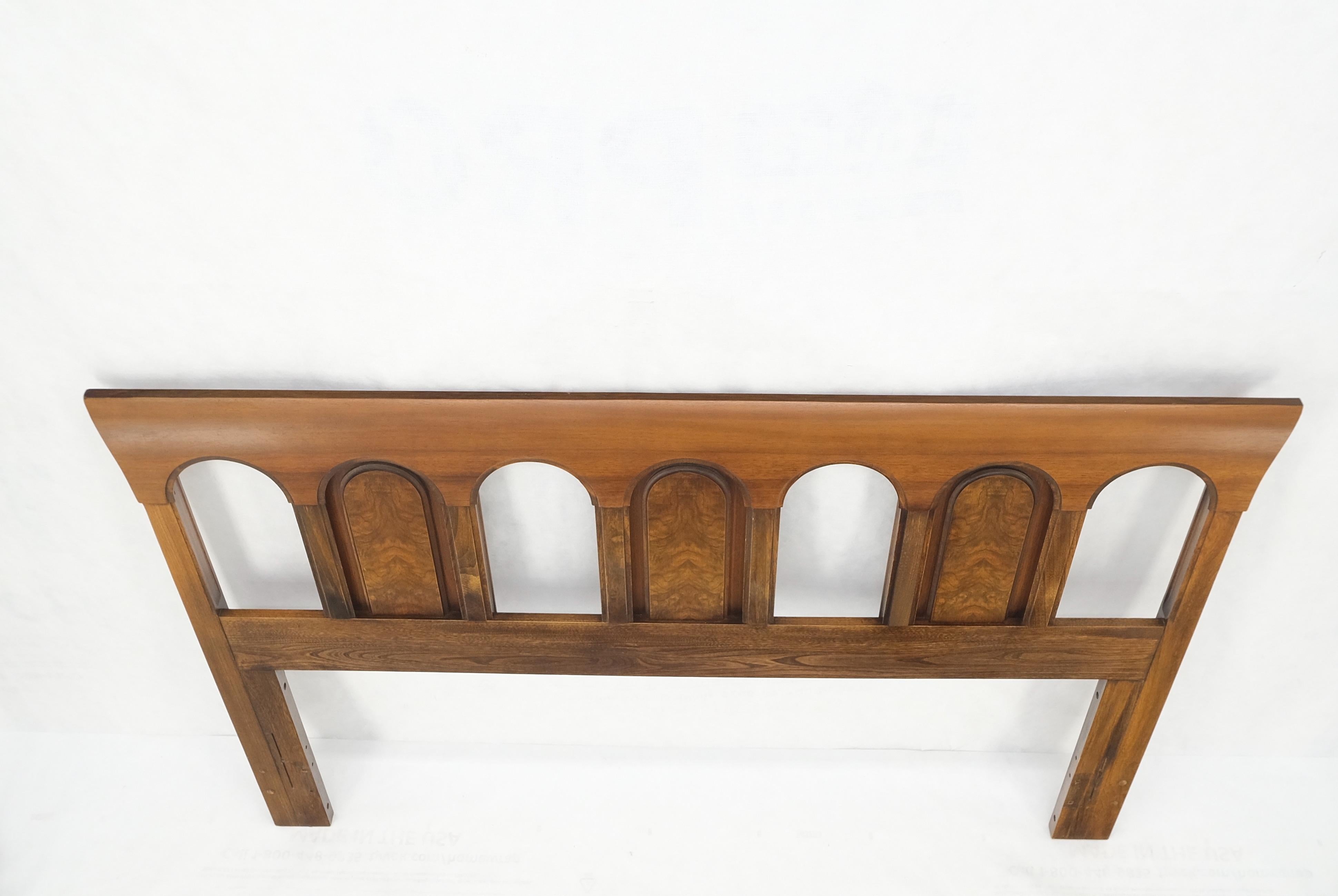 Burl & Walnut Mid Century Modern Queen Head Board Bed MINT ! en vente 2