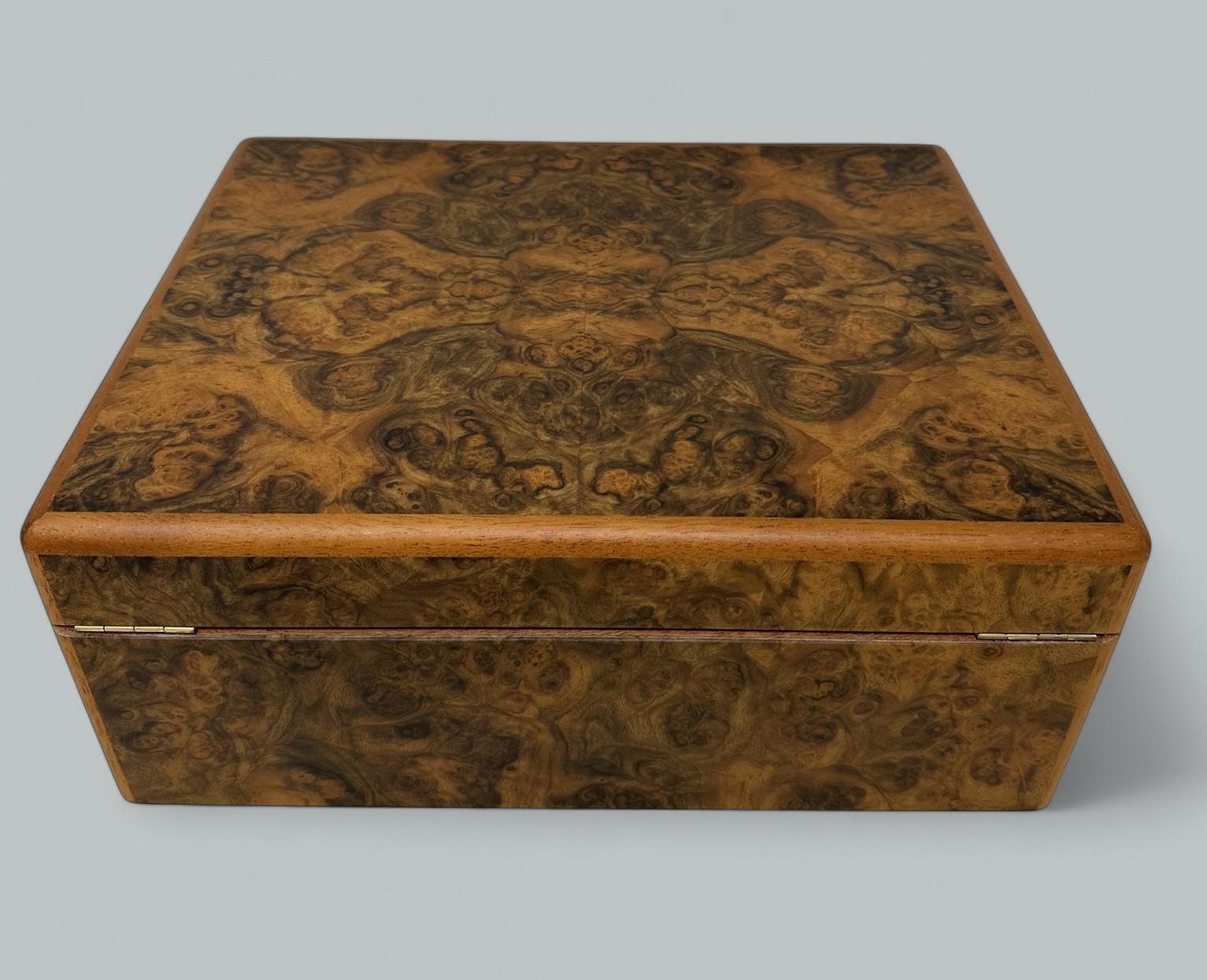 Burl Walnut Thuya Wood Handmade Jewelry Casket Box Manning of Ireland Irish New 2
