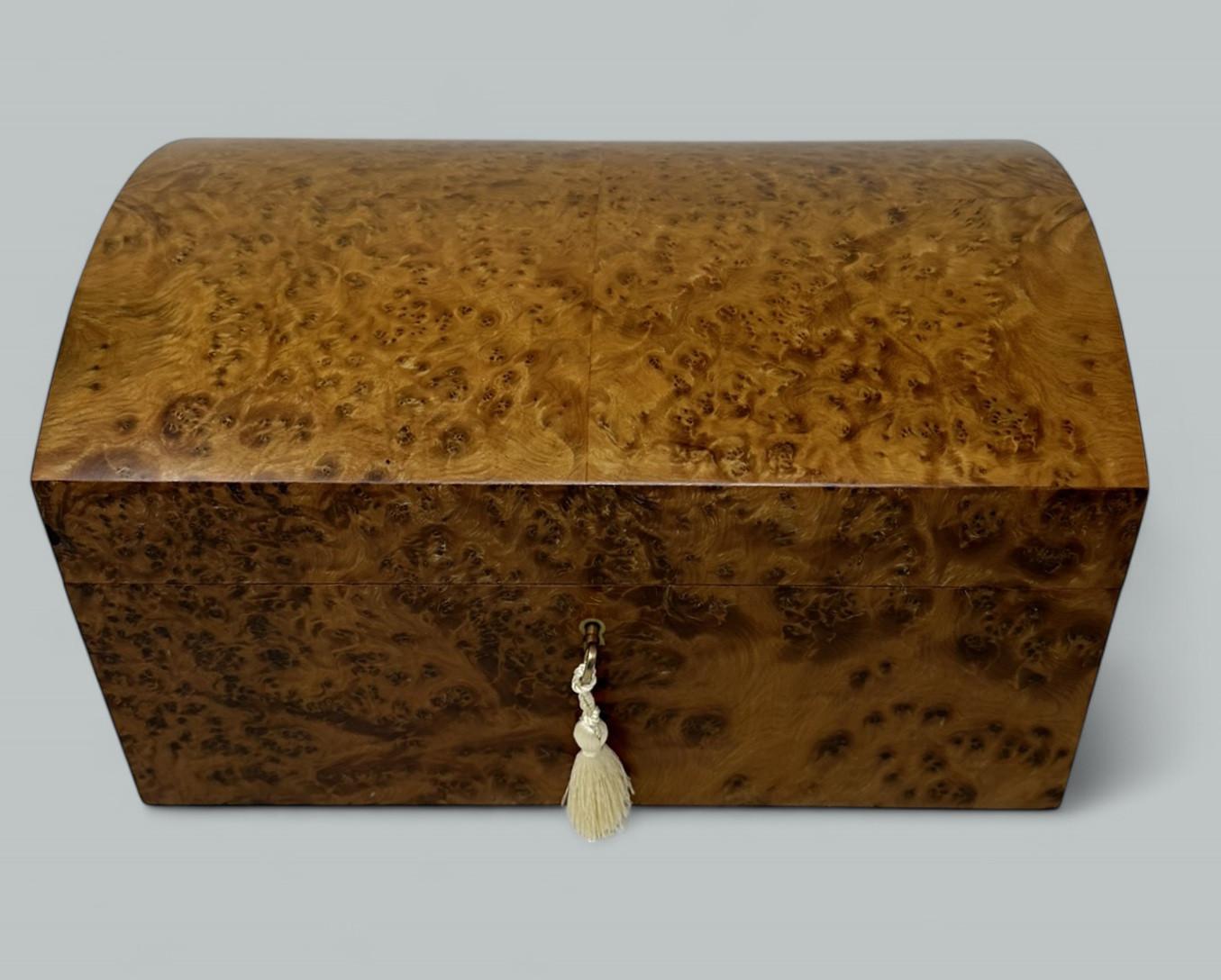 Burl Walnut  Thuya Wood Handmade Jewelry Casket Box Manning of Ireland Irish New For Sale 3