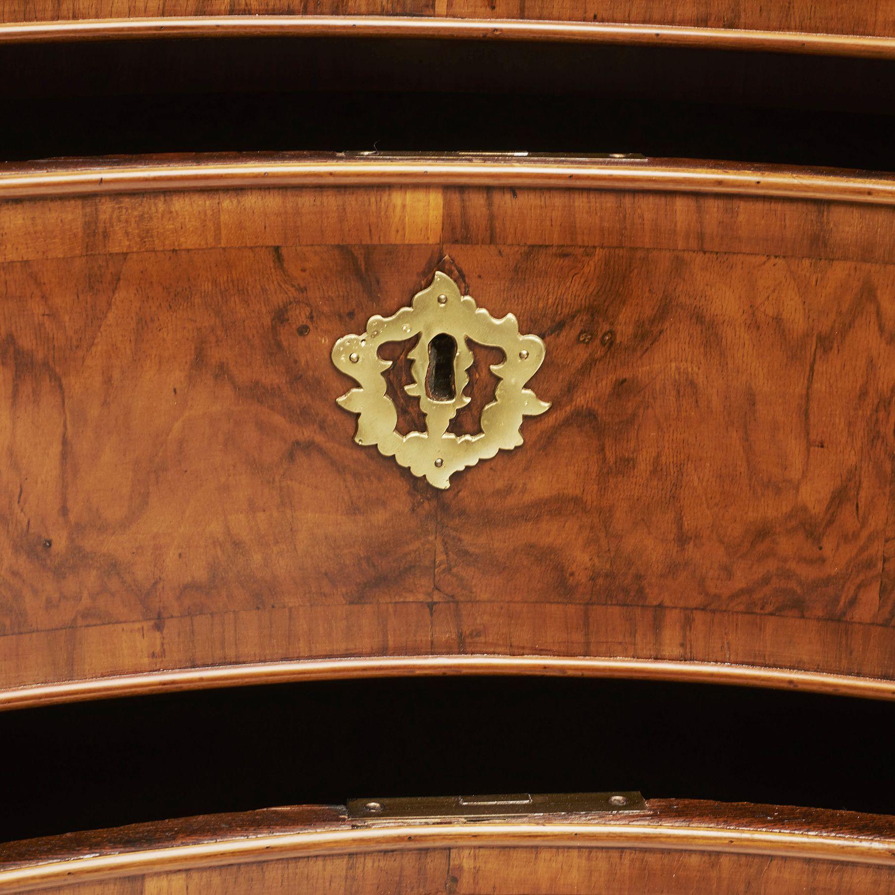 Bureau / Secretary In Burl Walnut For Sale 8