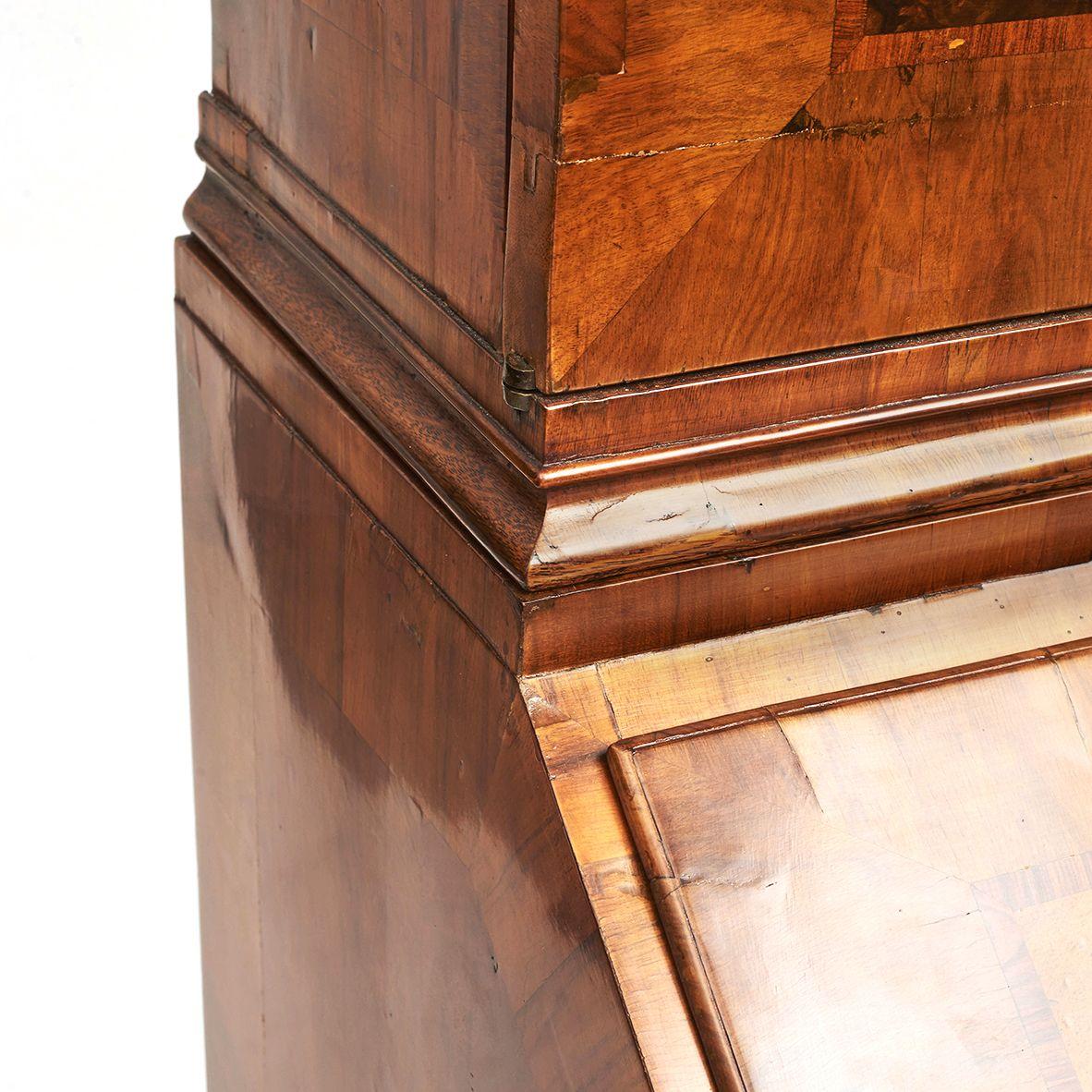 Bureau / Secretary In Burl Walnut For Sale 9