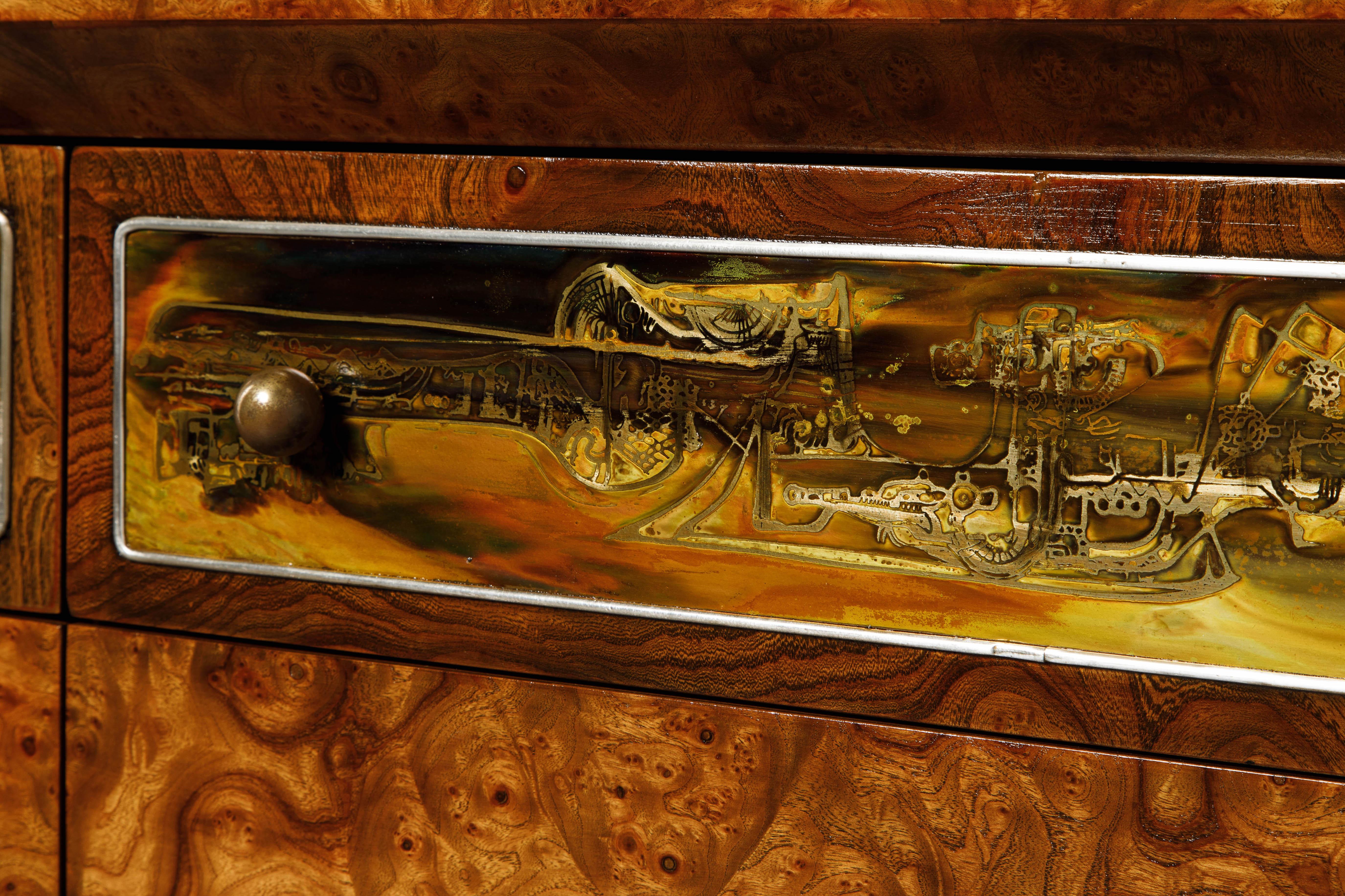 Burl Wood and Acid-Etched Brass Dresser by Bernhard Rohne for Mastercraft, 1970s 7