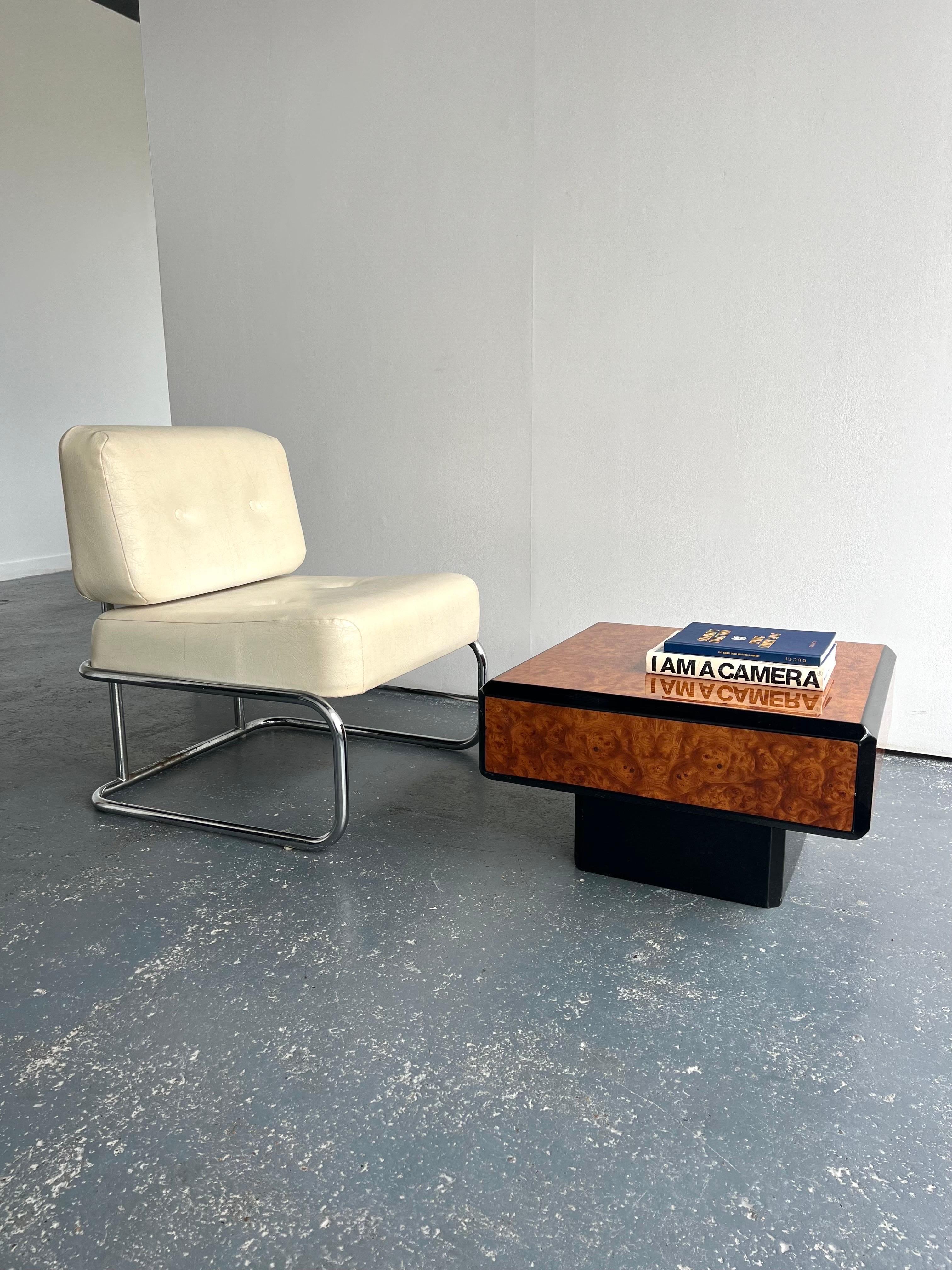 Late 20th Century Burl Wood and Black Lacquered Coffee Table