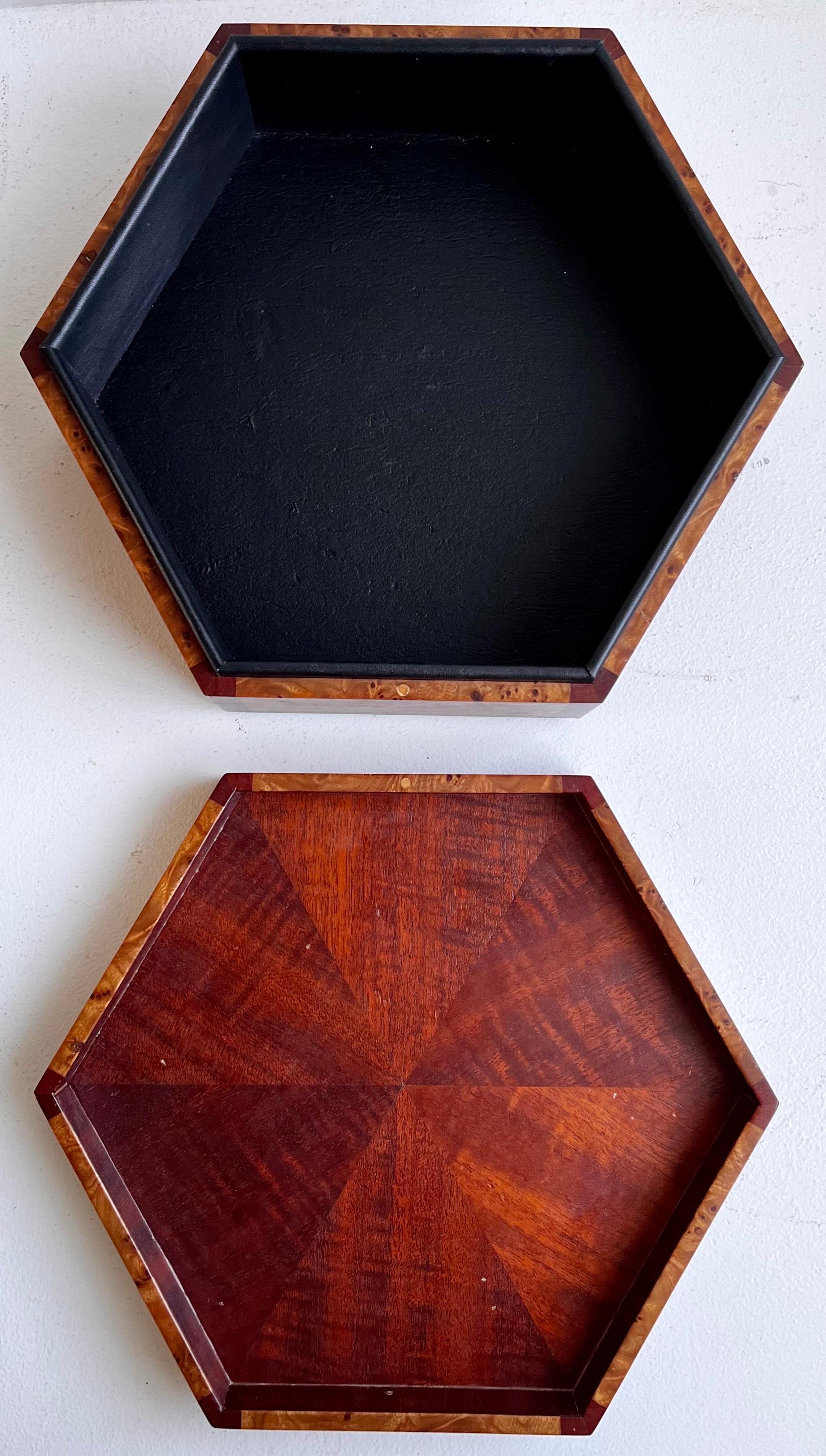 Sechseckige dekorative Schachtel aus Wurzelholz und Leder von Evert Sodergren, 1980 im Angebot 5