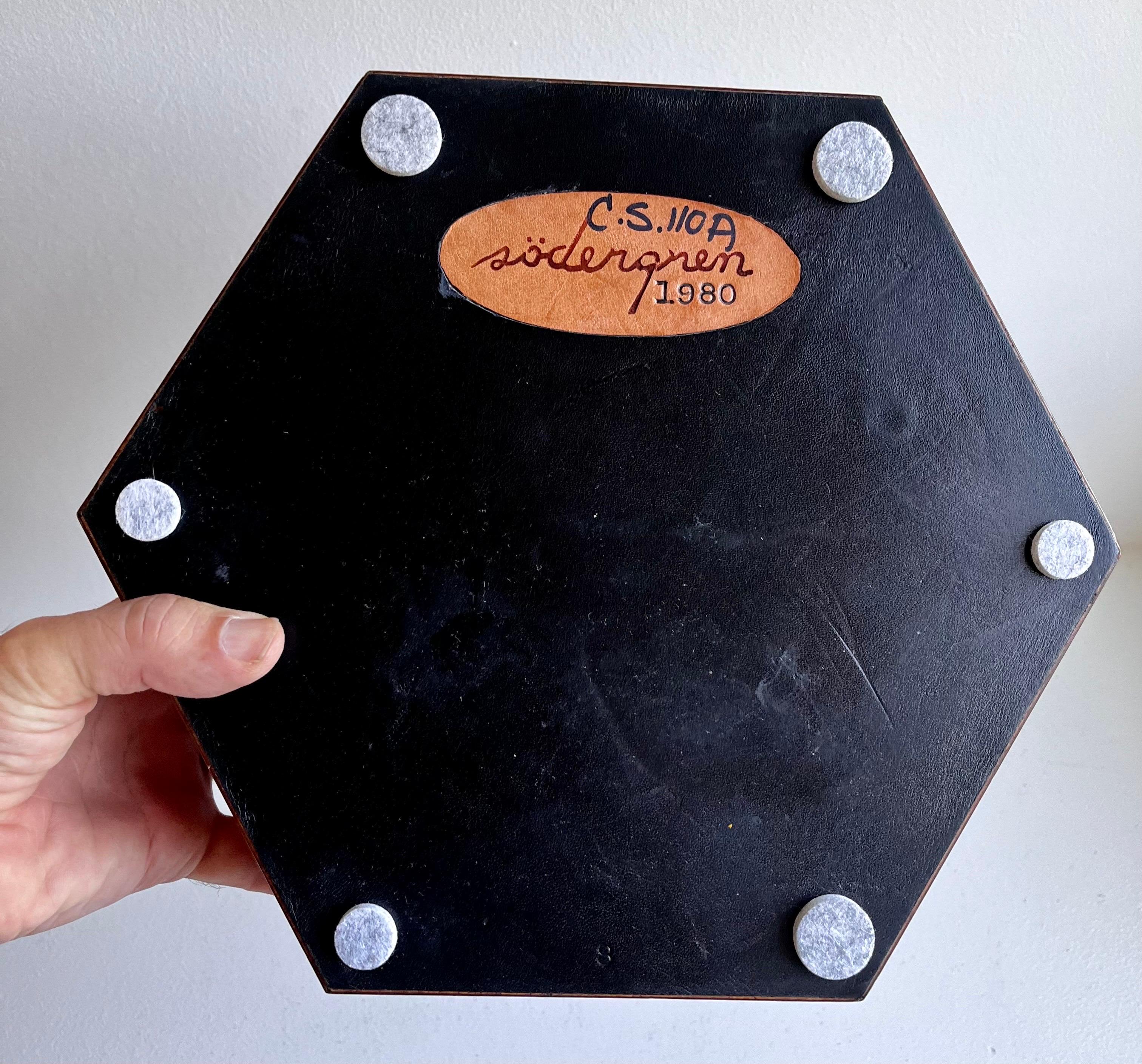 Sechseckige dekorative Schachtel aus Wurzelholz und Leder von Evert Sodergren, 1980 im Angebot 8