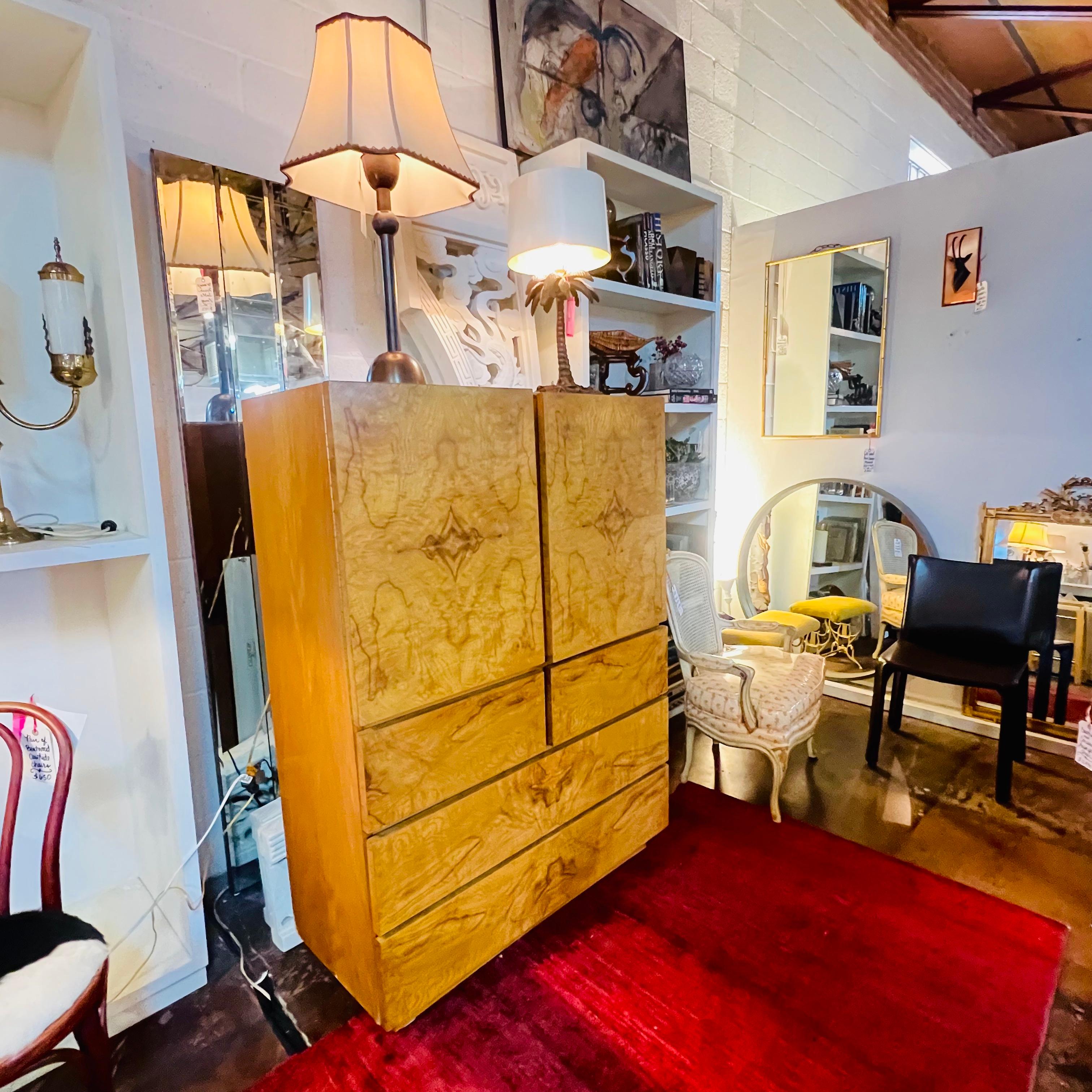 Armoire en Wood Wood par Lane Bon état - En vente à Dallas, TX